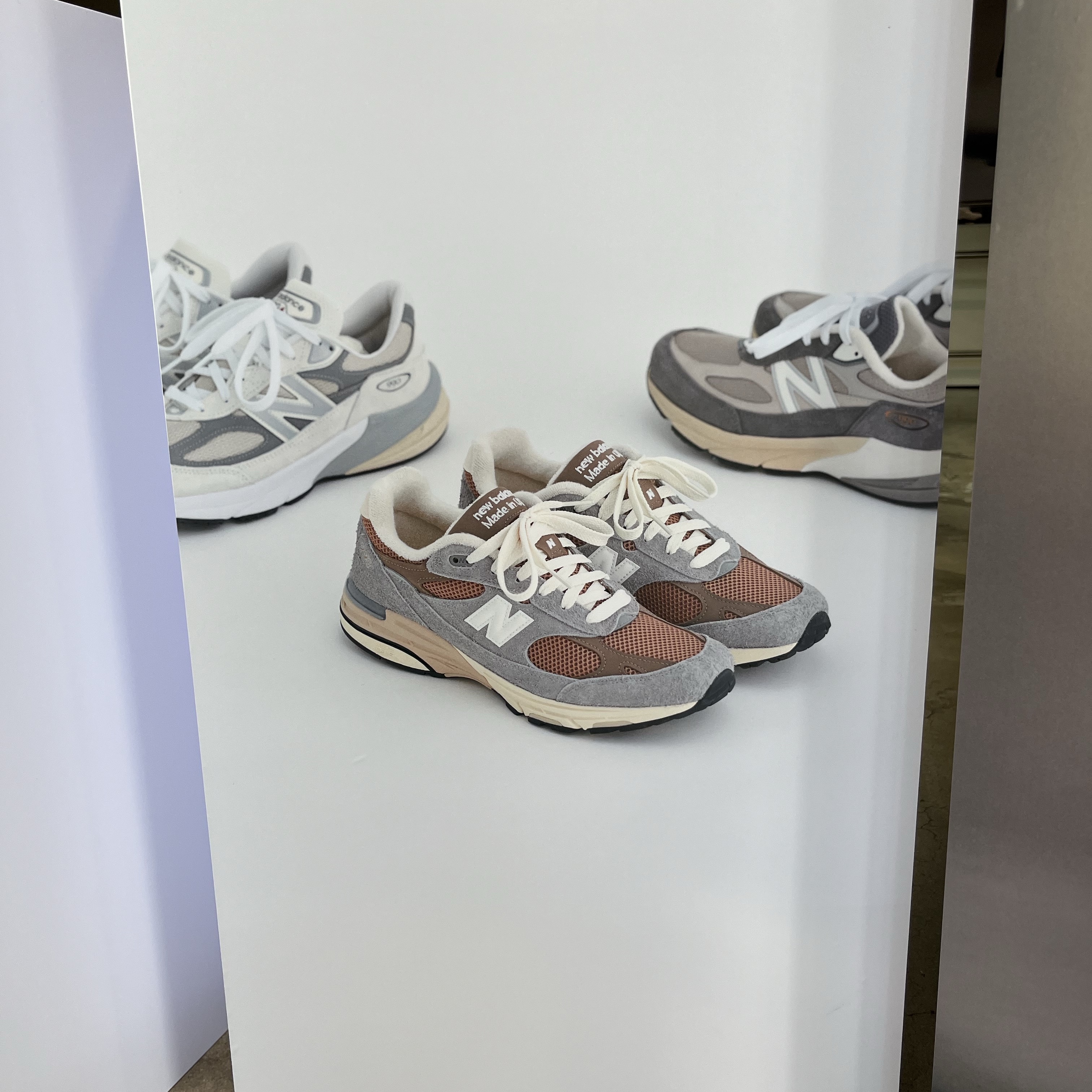 New Balance 990v6 Made in USA Reflection Marblehead, New Balance 990v6 Made in USA Castlerock Moonrock 착용 스타일 - 4