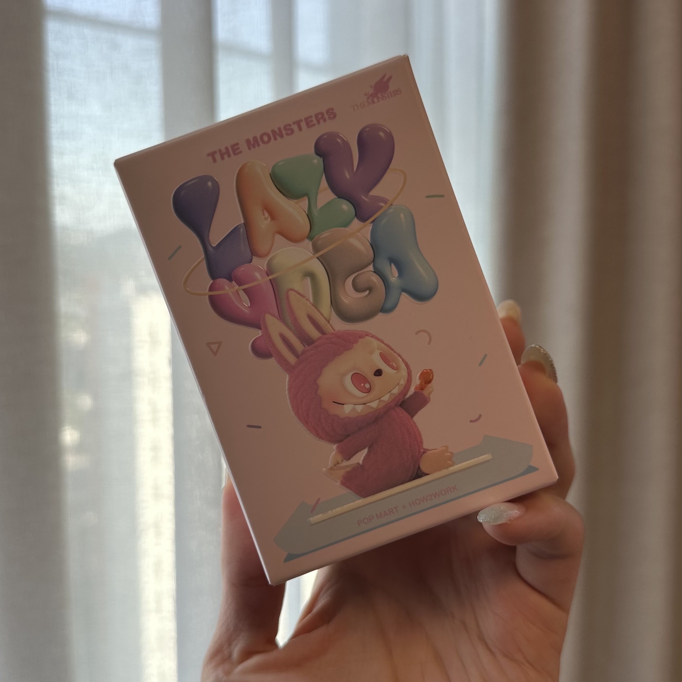 Pop Mart Labubu Lazy Yoga Series Sealed Case (10 Blind Boxes) 착용 스타일 - 2