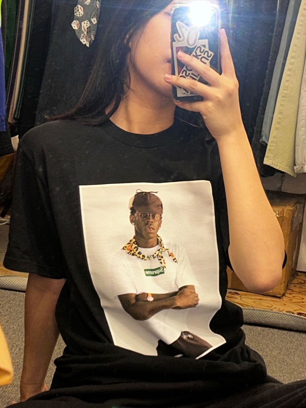 Supreme Tyler The Creator T-Shirt Magenta - 24FW, Supreme Tyler The Creator T-Shirt Black - 24FW 착용 스타일 - 3