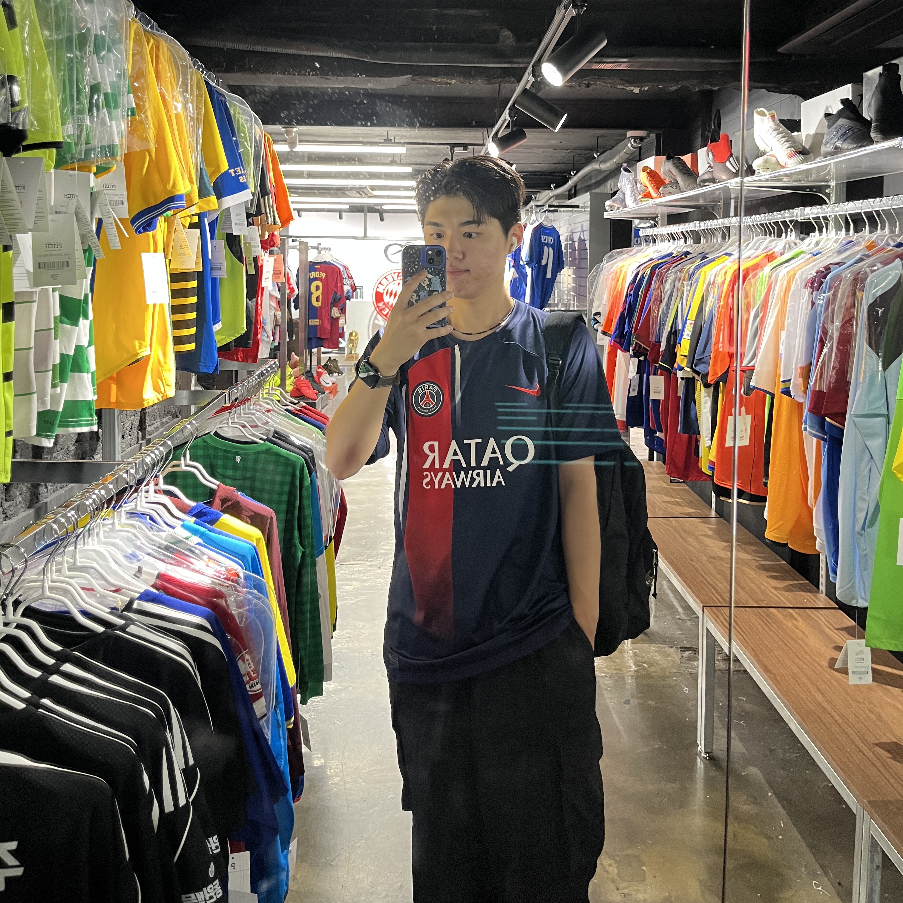 Nike Paris Saint-Germain 2023/24 Dri-Fit Stadium Home Jersey Midnight Navy (Non Marking Ver.), Jansport Superbreak Backpack Black 착용 스타일