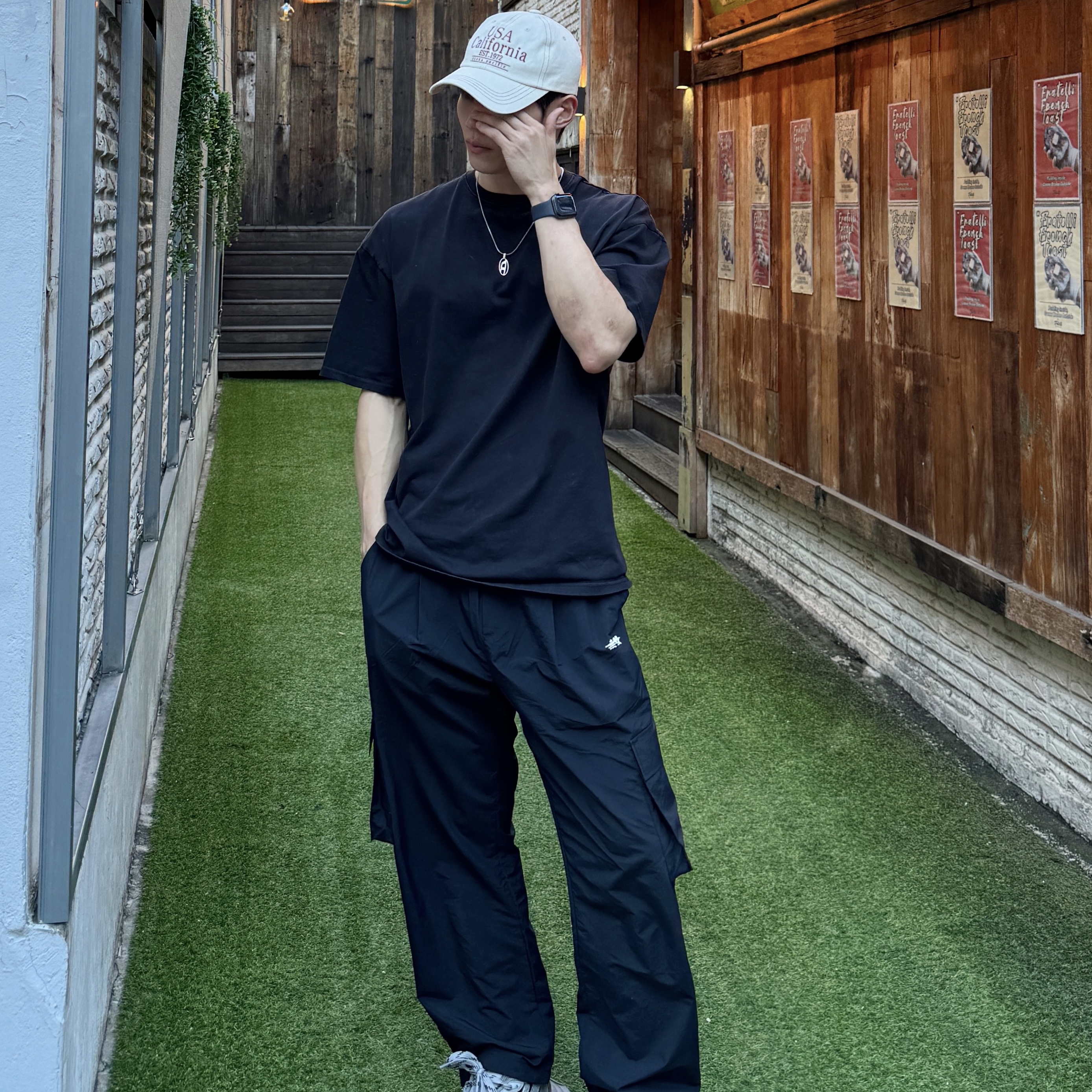 Balenciaga 3XL Sneakers Grey White Red, Balenciaga 3XL Sneakers Grey Black 착용 스타일 - 2