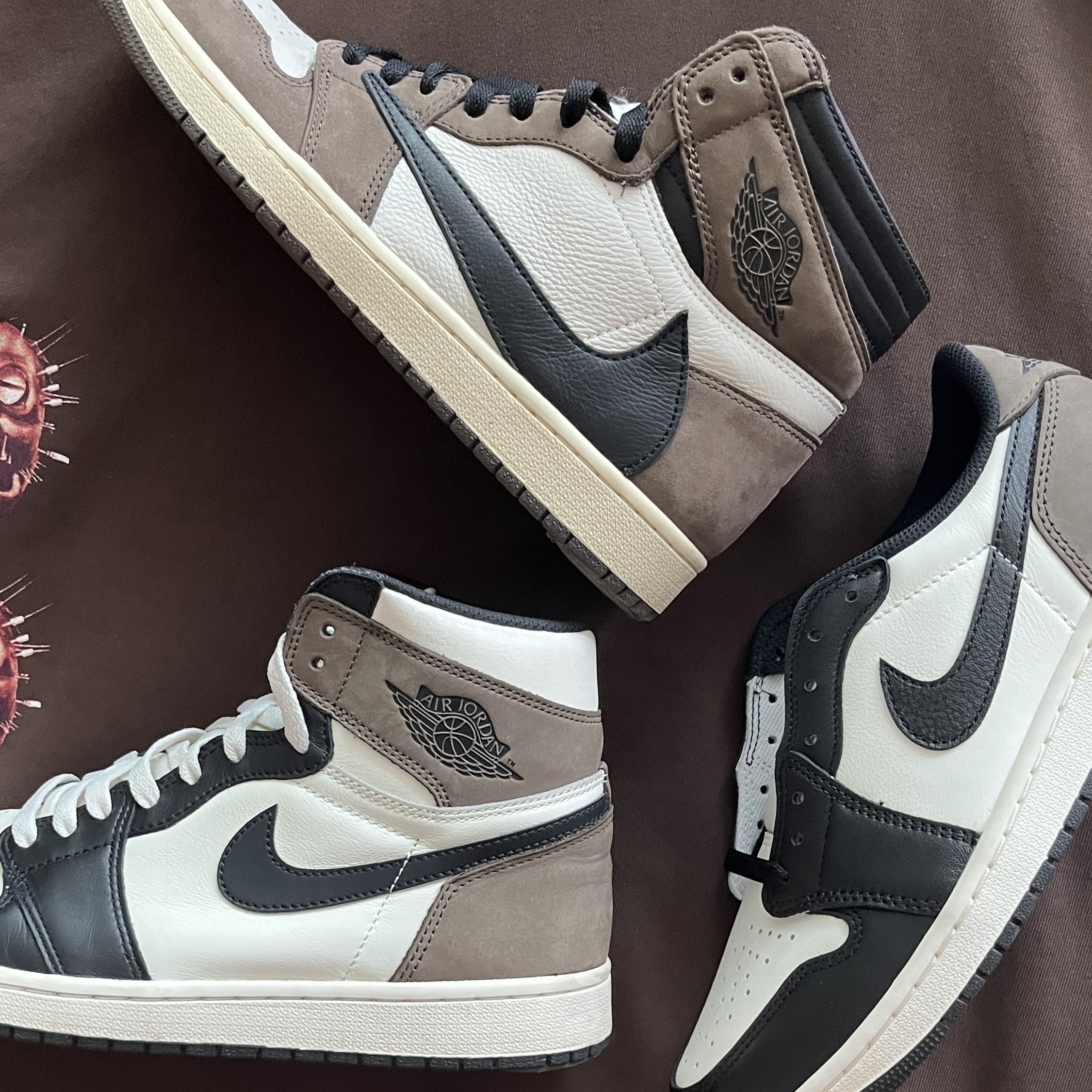 Jordan 1 Retro Low OG Mocha, Jordan 1 x Travis Scott Retro High OG SP Mocha 착용 스타일 - 2
