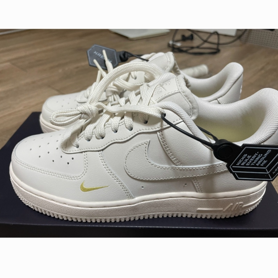 (W) Nike Air Force 1 '07 Phantom Soft Yellow 착용 스타일