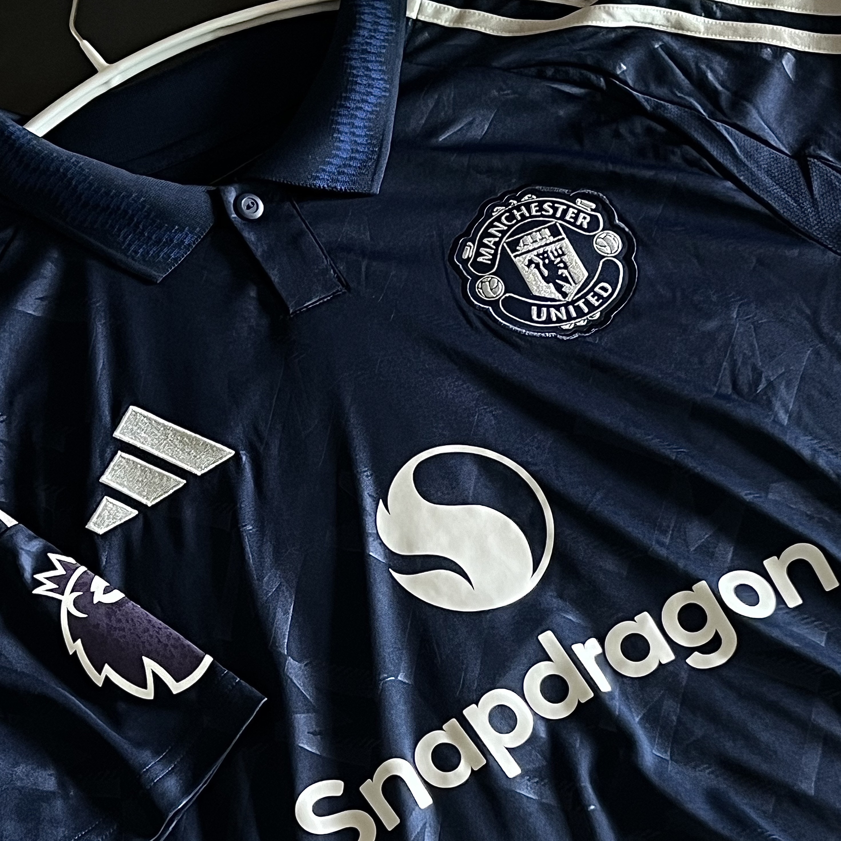 Adidas Manchester United 2024/25 Away Jersey Night Indigo - KR Sizing (Non Marking Ver.) 착용 스타일 - 1