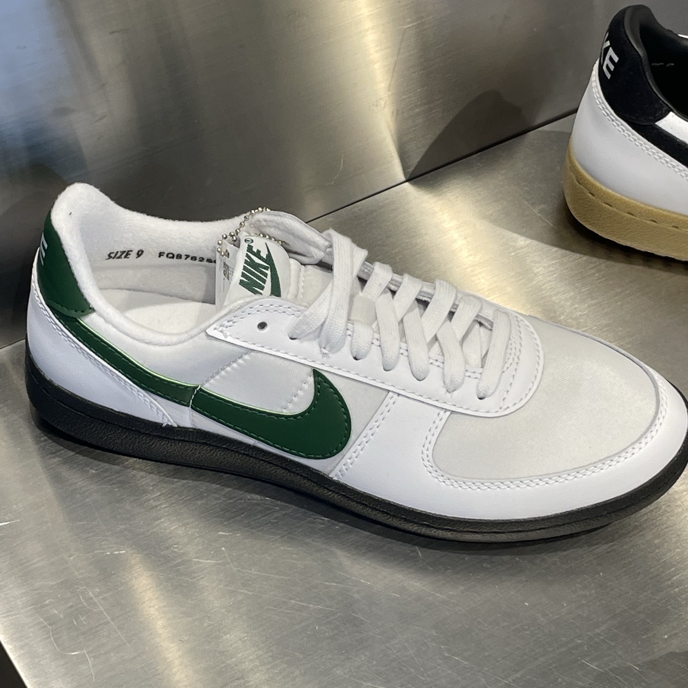 Nike Field General 82 SP White and Gorge Green 착용 스타일