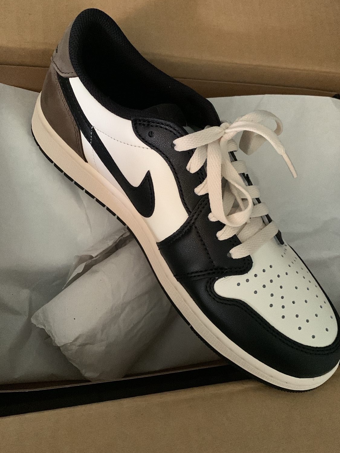 Jordan 1 x Travis Scott x Fragment Retro Low OG SP Military Blue, Jordan 1 Retro Low OG Mocha 착용 스타일 - 2