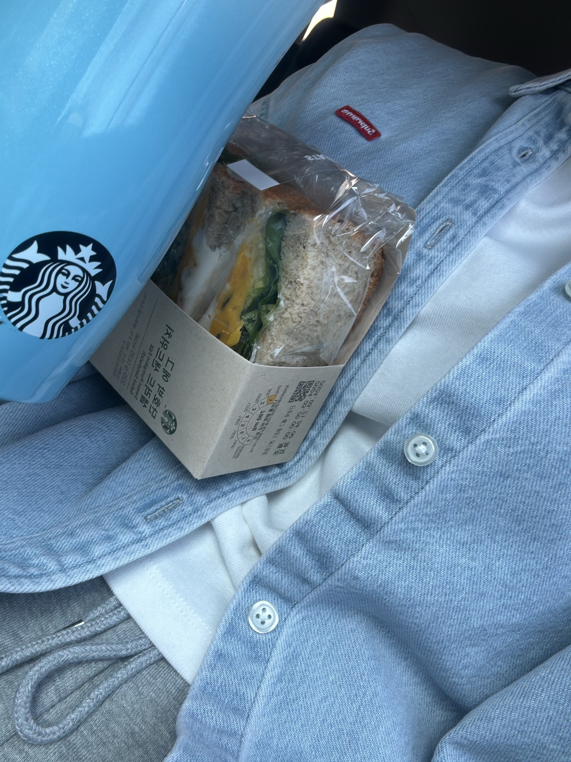Supreme Small Box Shirt Washed Blue - 24SS 착용 스타일