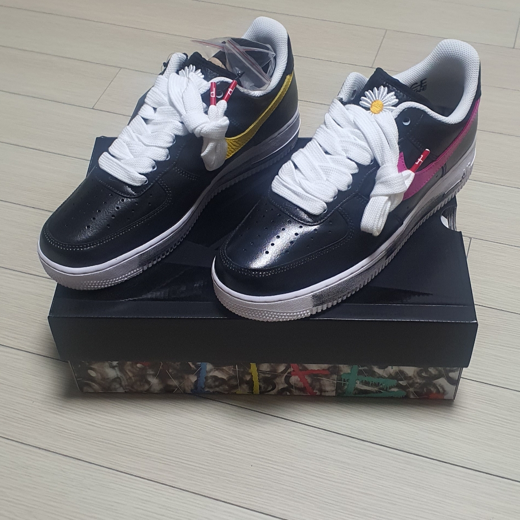 Nike x Peaceminusone Air Force 1 Low Para-Noise 3.0 Black and Multicolor 착용 스타일 - 3