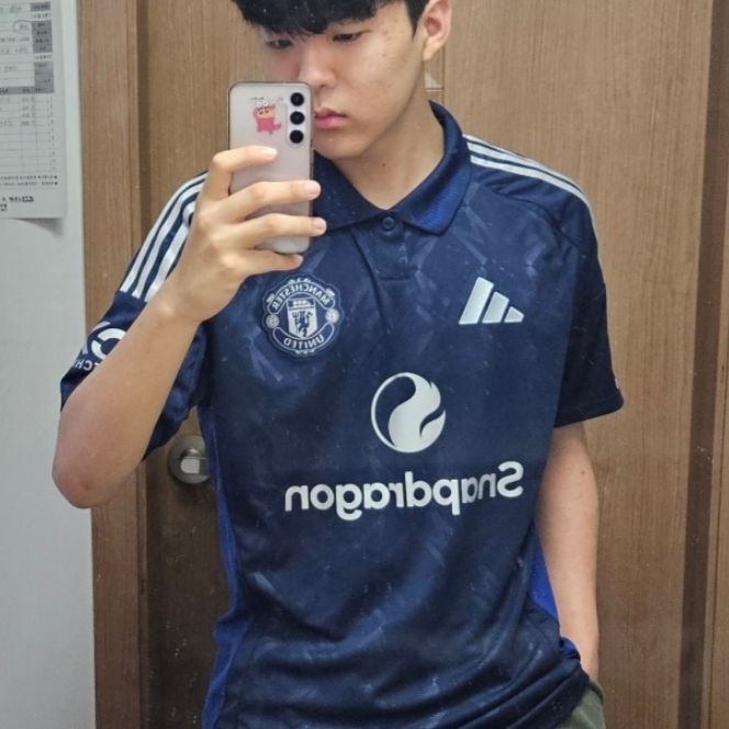 Adidas Manchester United 2024/25 Away Jersey Night Indigo - KR Sizing (Non Marking Ver.) 착용 스타일 - 3