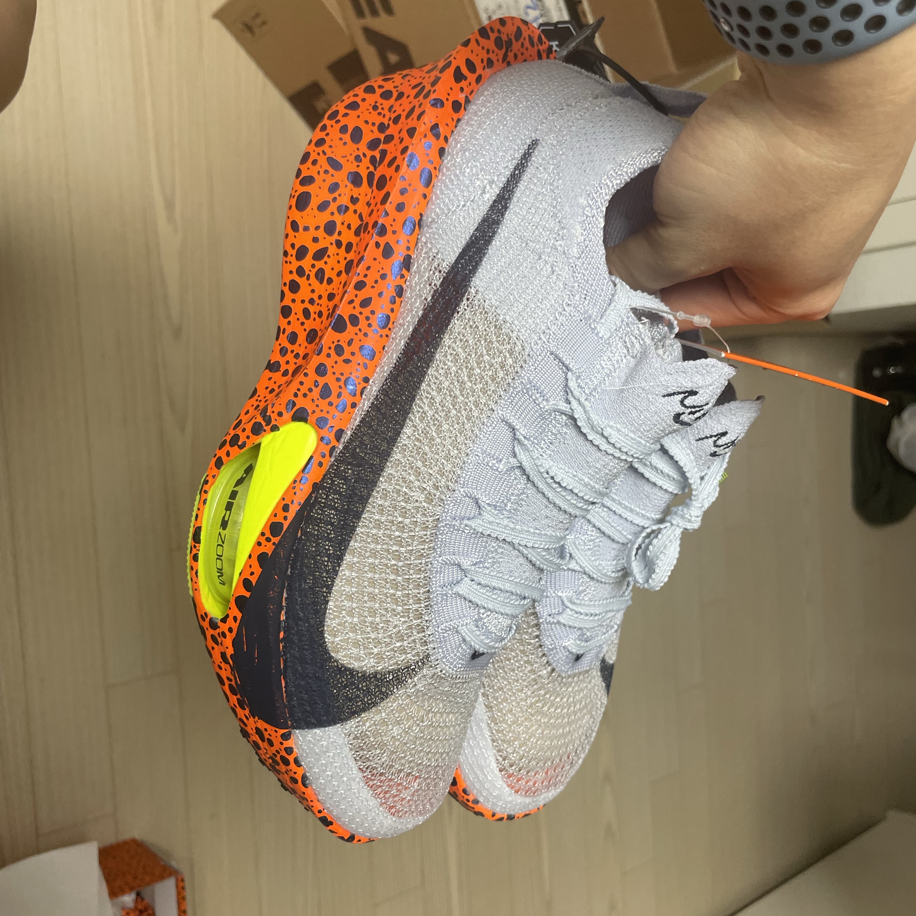 Nike Air Zoom Alphafly Next% 3 Olympic Safari 착용 스타일