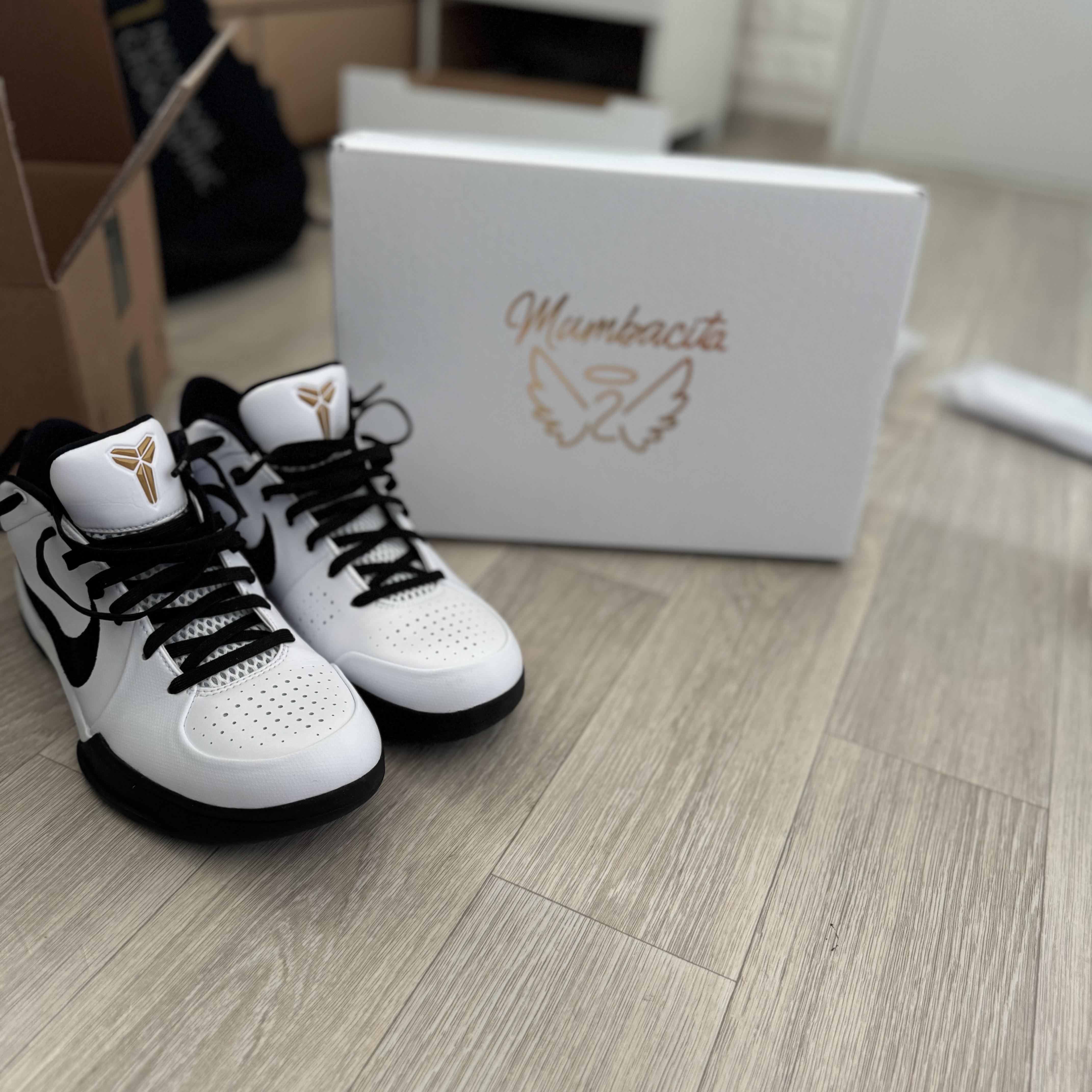 Nike Kobe 4 Protro Mambacita Gigi 착용 스타일