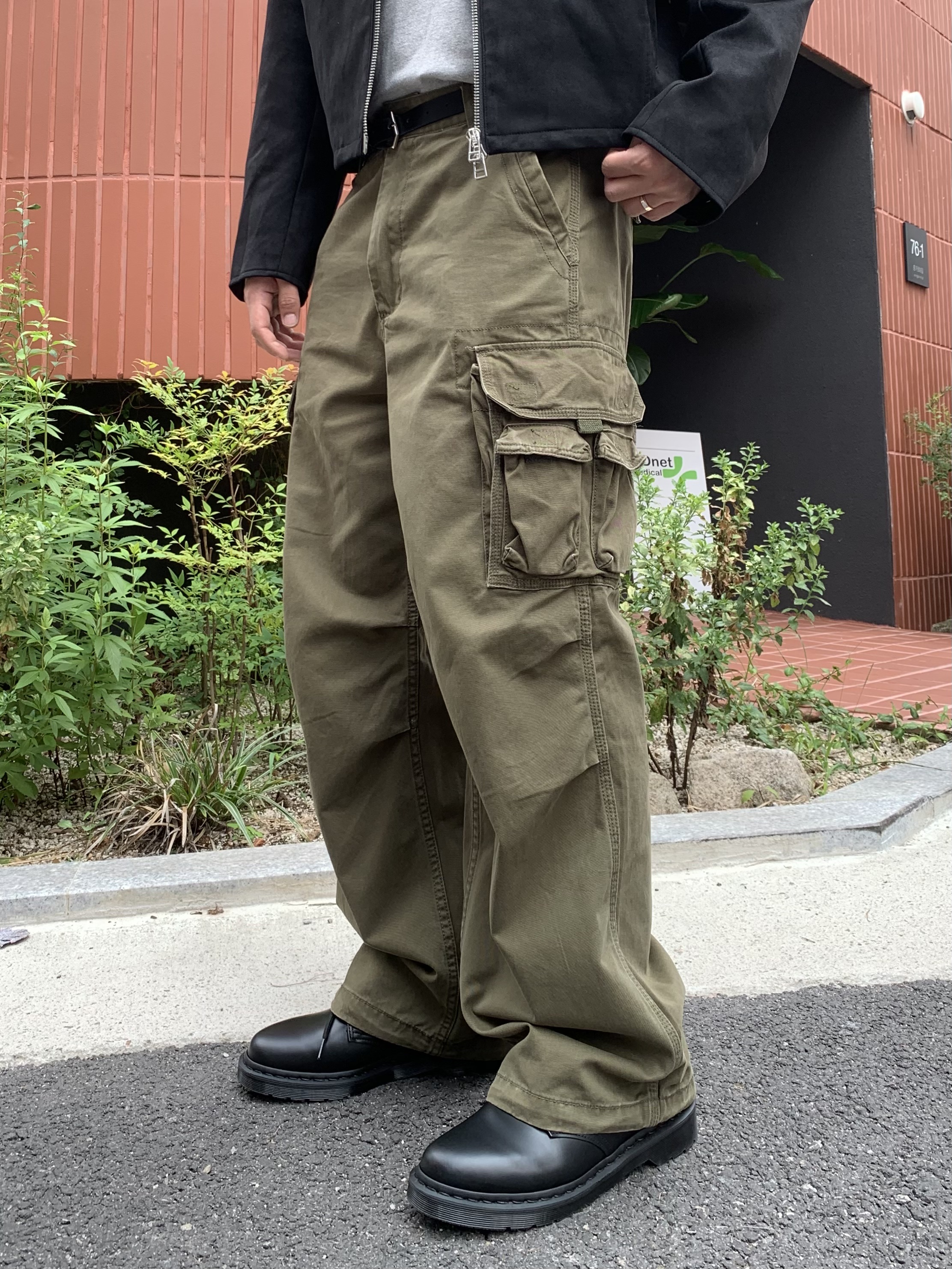 Dr. Martens 1461 Mono Black 착용 스타일 - 3