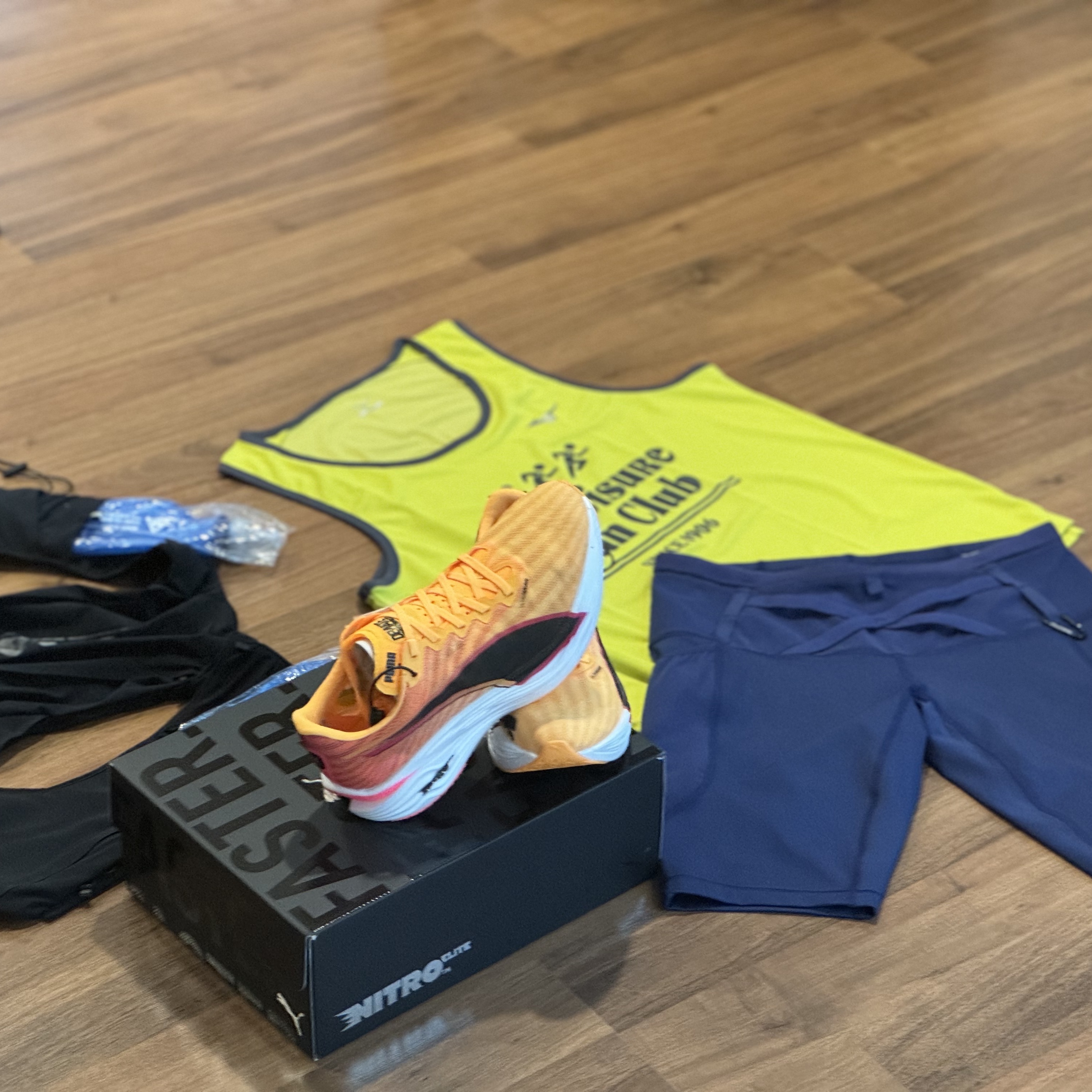 Puma Deviate Nitro Elite 3 Fire Sun Stream Sunset Glow 착용 스타일 - 3