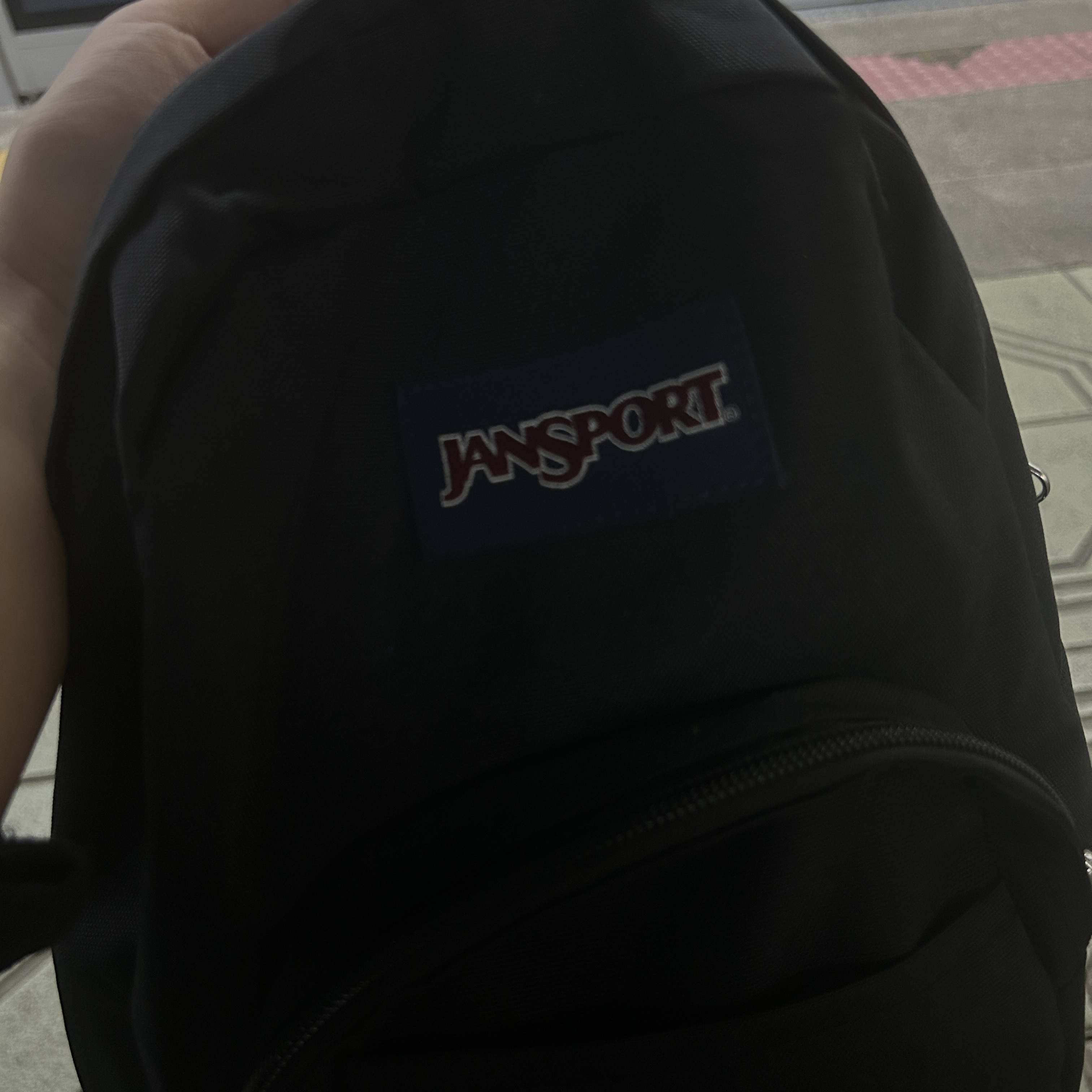 Jansport Half Pint Mini Backpack Black 착용 스타일