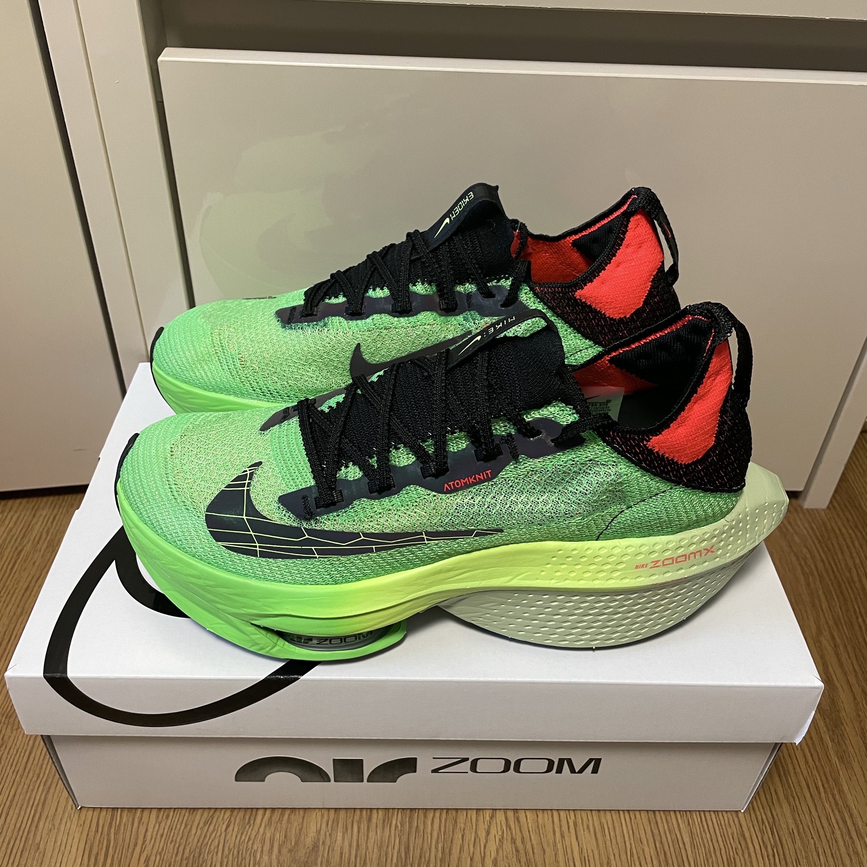 Nike Air Zoom Alphafly Next% Flyknit 2 Screem Green 착용 스타일 - 3