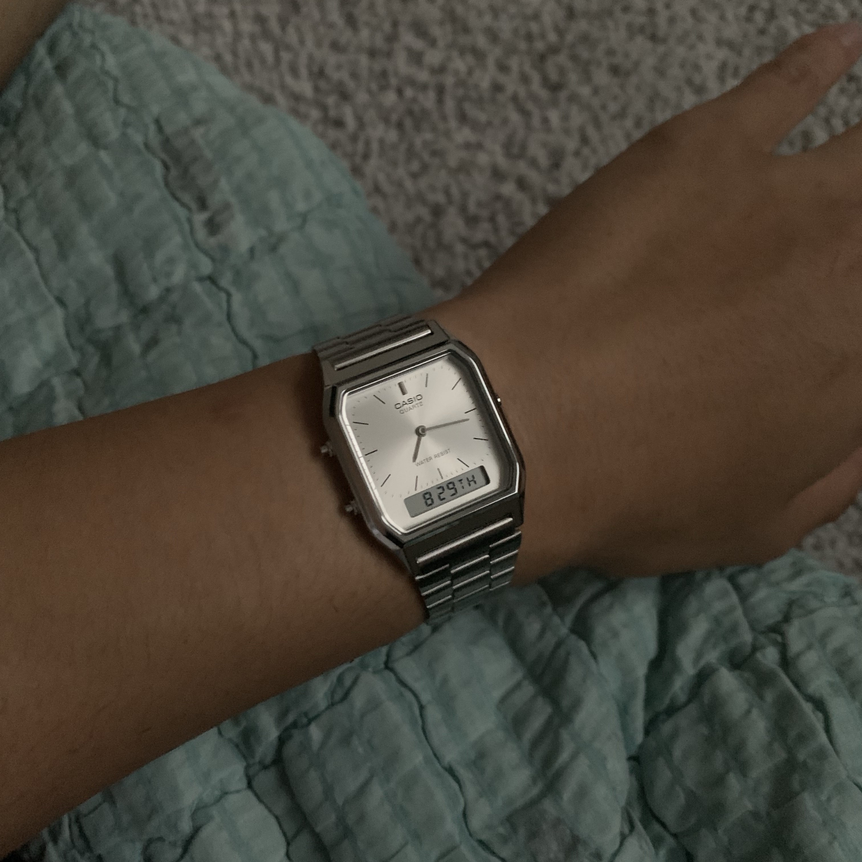 Casio AQ-230A-7AMQY 착용 스타일 - 2