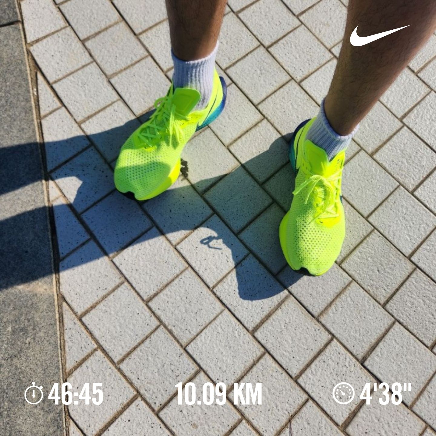 Nike ZoomX Vaporfly Next% 3 Volt Scream Green 착용 스타일
