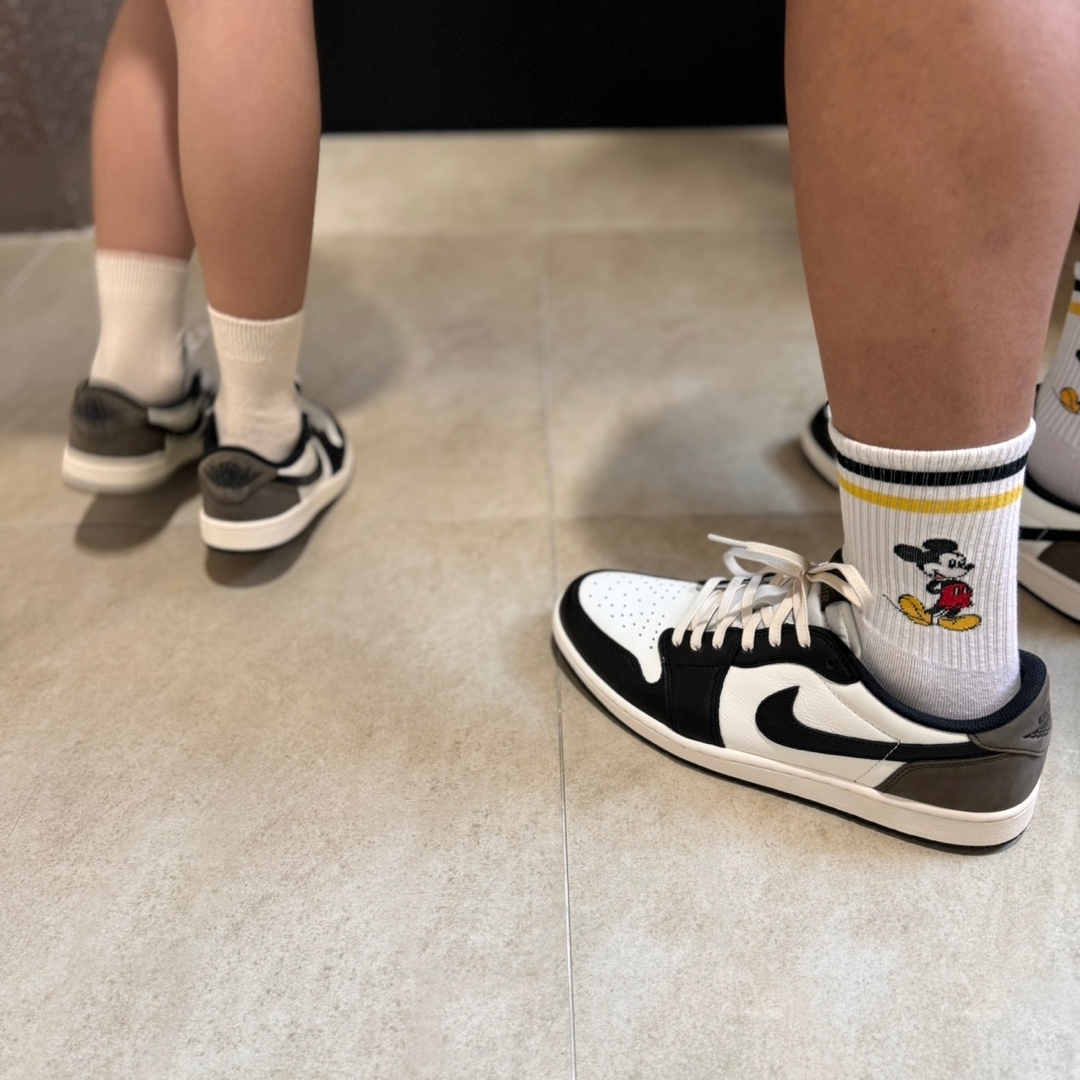 Jordan 1 Retro Low OG Mocha, (PS) Jordan 1 Retro Low OG Mocha 착용 스타일 - 2