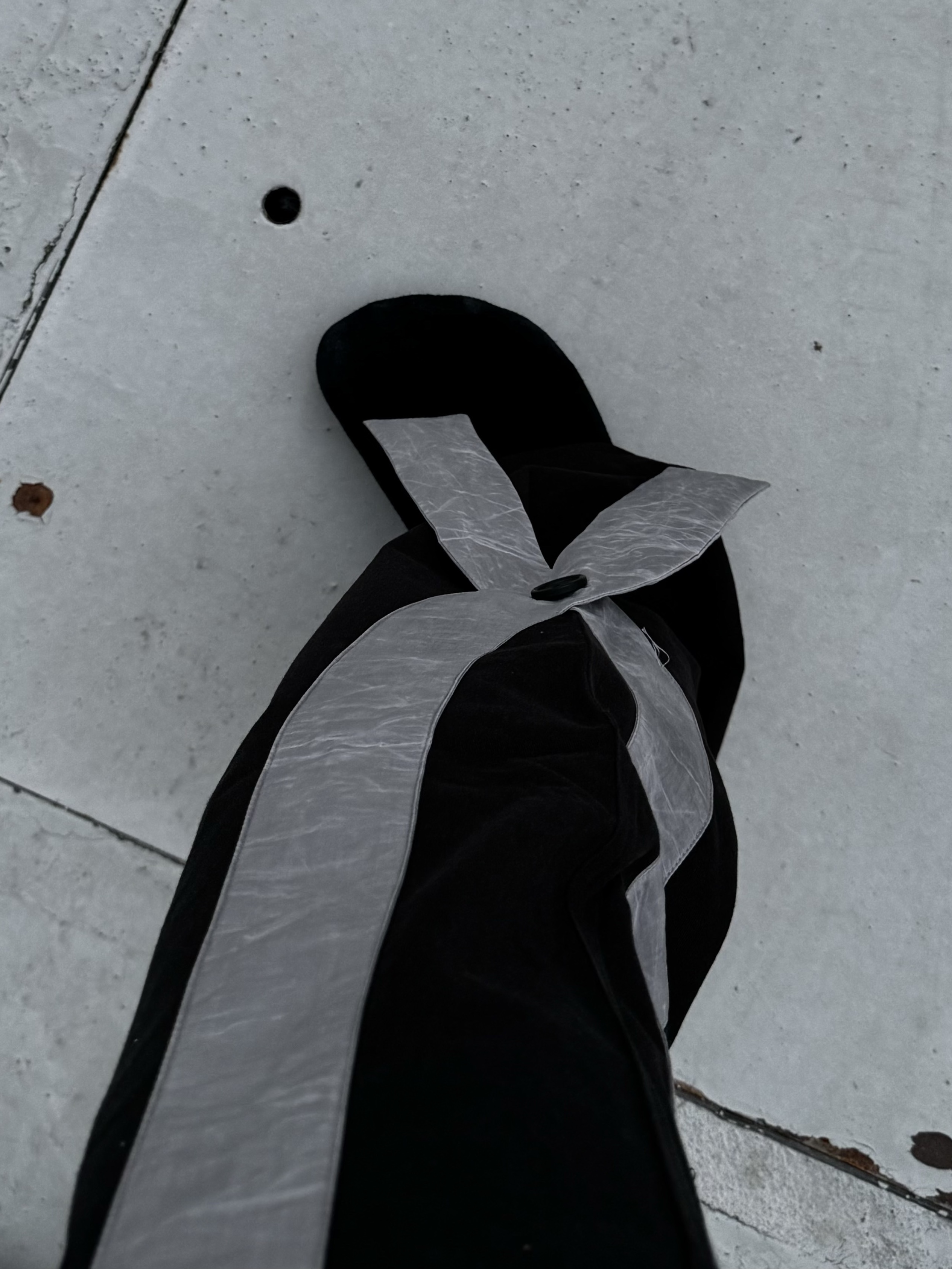 Balenciaga Sunday Mule Black 착용 스타일 - 5
