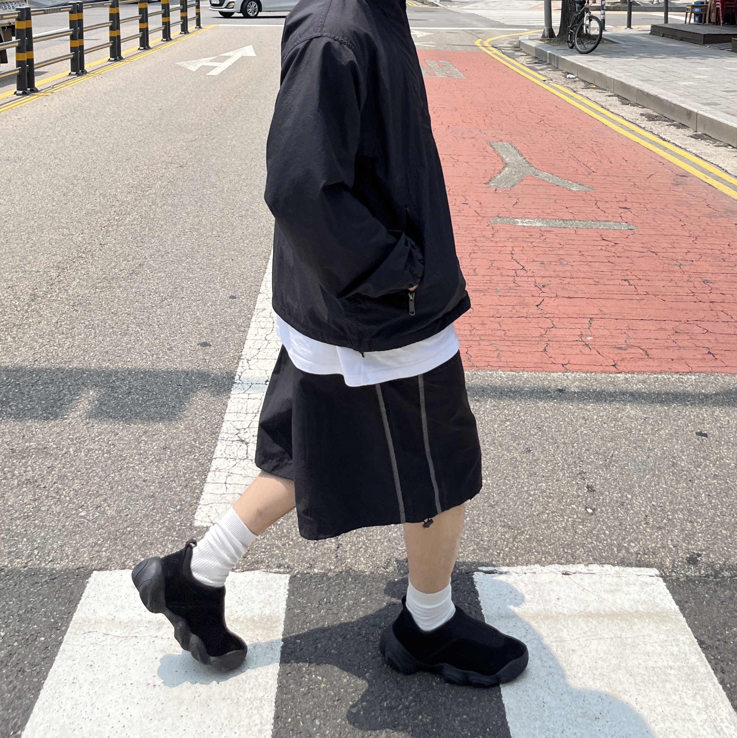 Oakley Factory Team x Junya Watanabe Man Suede Flesh Black 착용 스타일 - 1