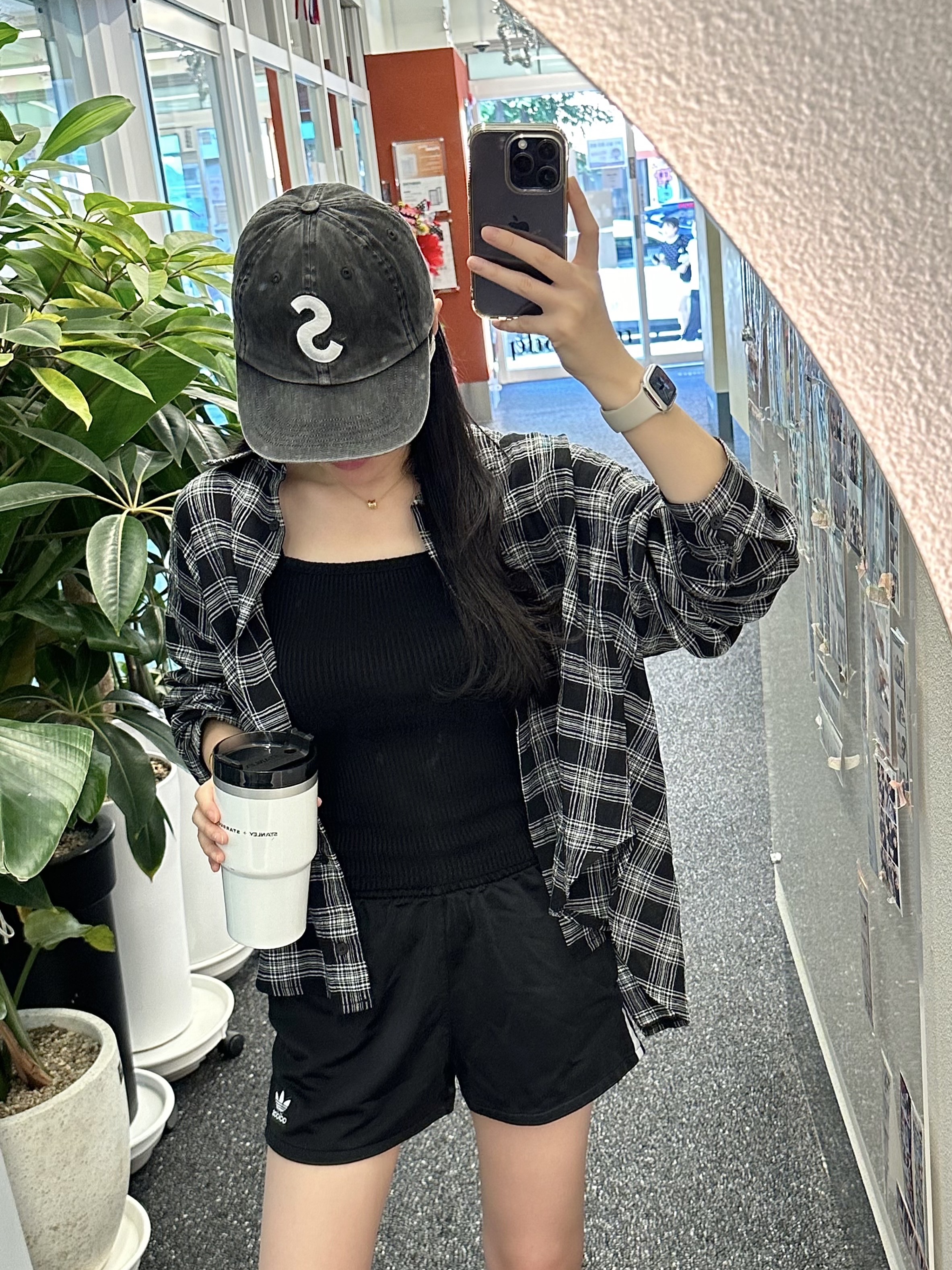 Supreme Pigment Print S Logo 6-Panel Black - 23FW, (W) Adidas 3-Stripes Shorts Black - KR Sizing 착용 스타일 - 1