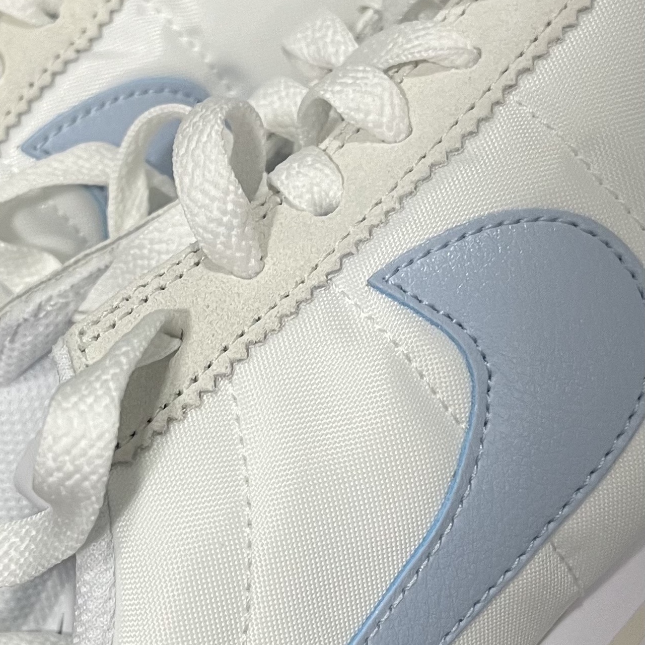 (W) Nike Cortez Light Armory Blue 착용 스타일
