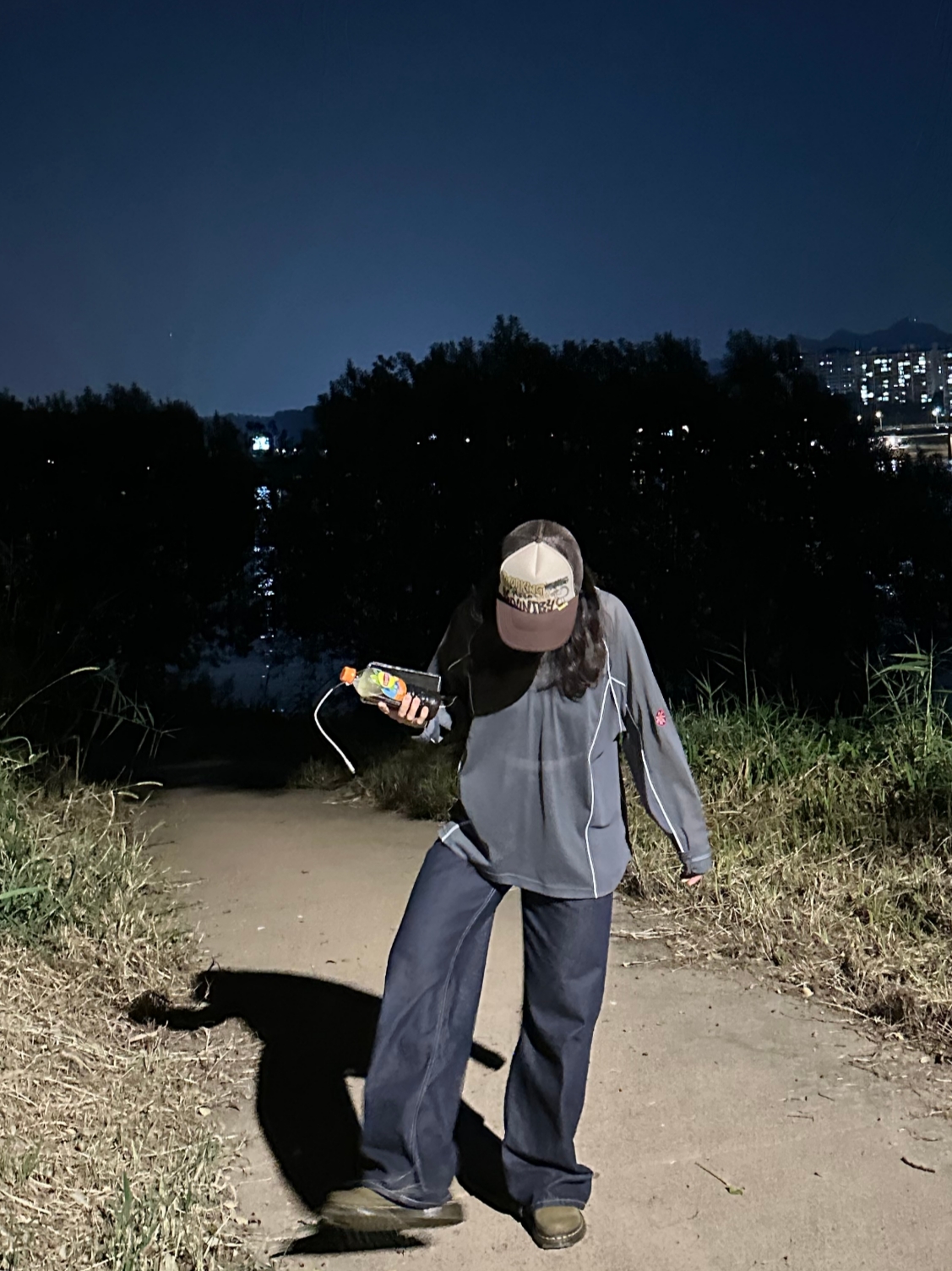 Kapital Kountry Dirty Shrink Truck Cap Kinari Brown, Cav Empt Mesh Raglan Colour Long Sleeve T-Shirt Grey - 24SS 착용 스타일 - 3
