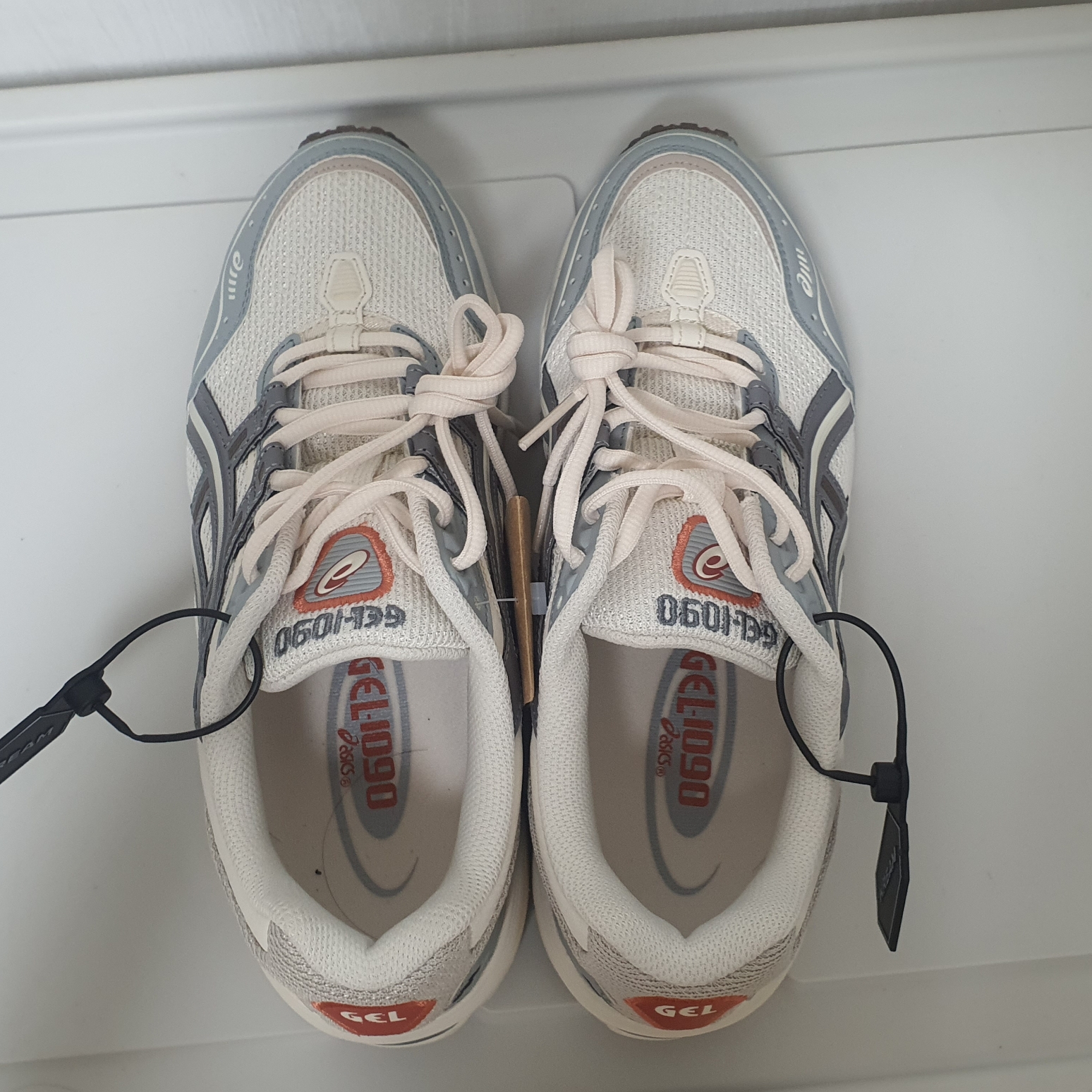 Asics Gel-1090 Blue Grey 착용 스타일 - 4