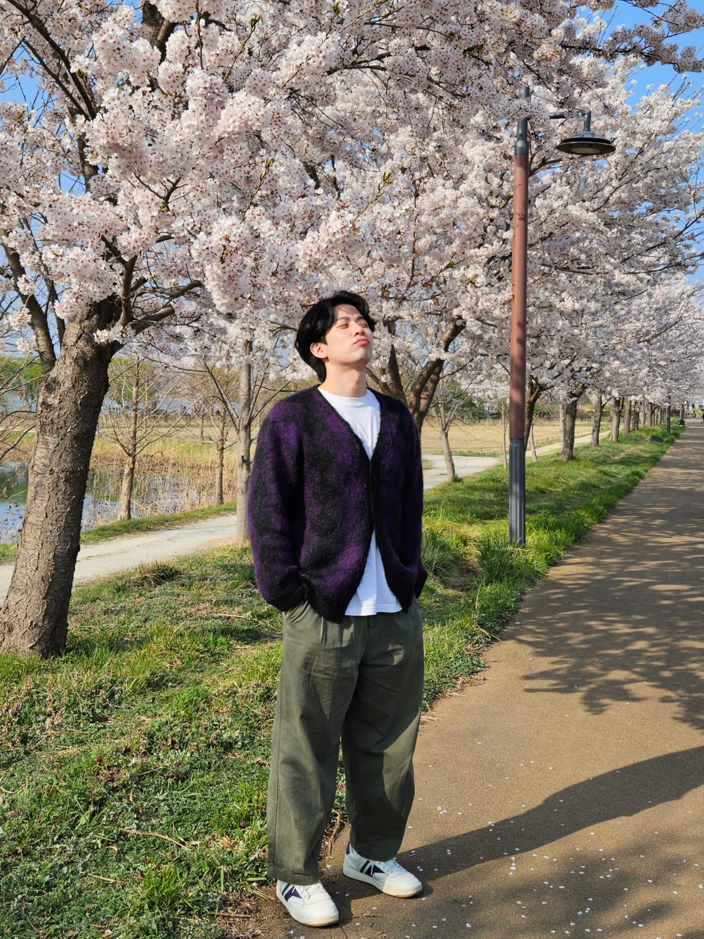Needles Mohair Cardigan Diamond Charcoal 착용 스타일