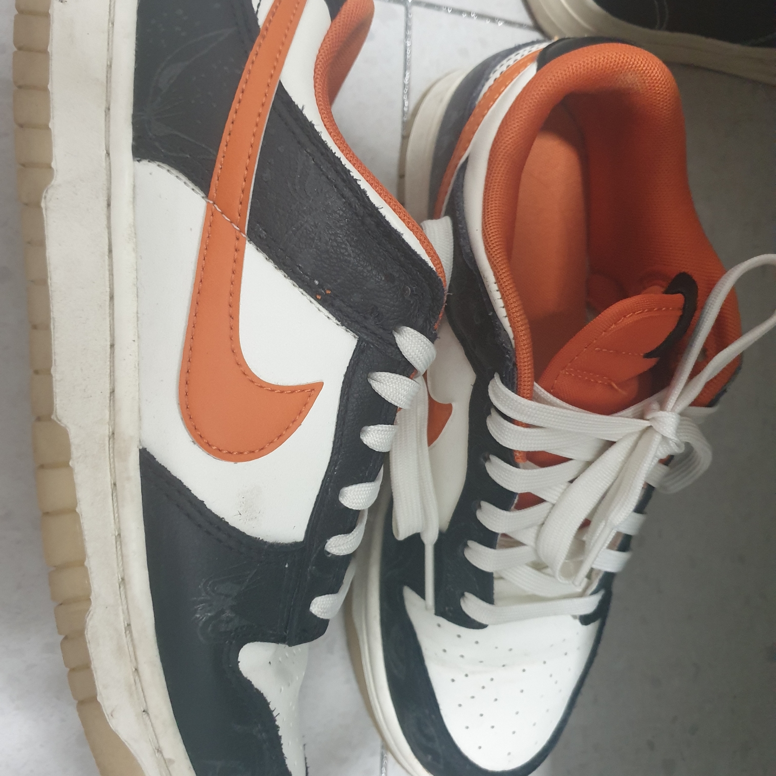 Nike Dunk Low Retro PRM Halloween 착용 스타일 - 2