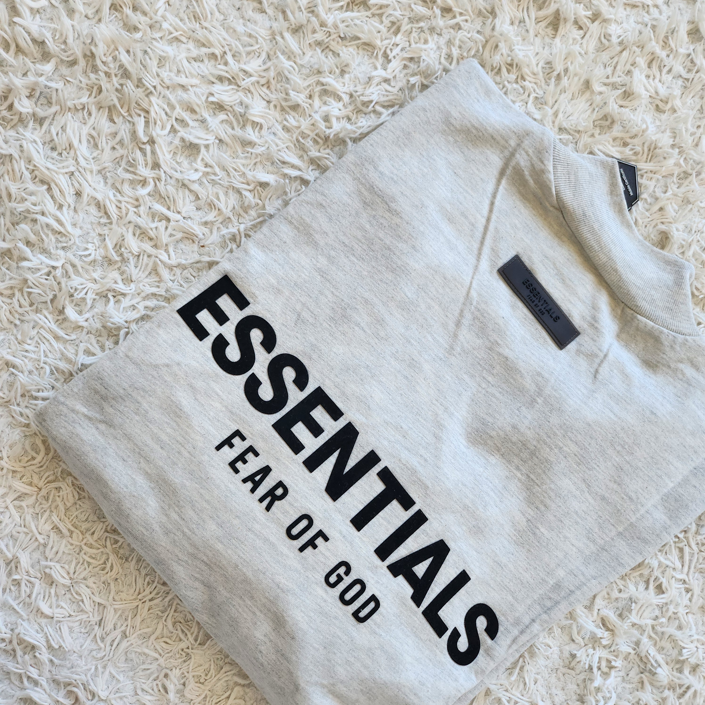 Essentials The Core Collection Long Sleeve T-Shirt Light Oatmeal 착용 스타일 - 2