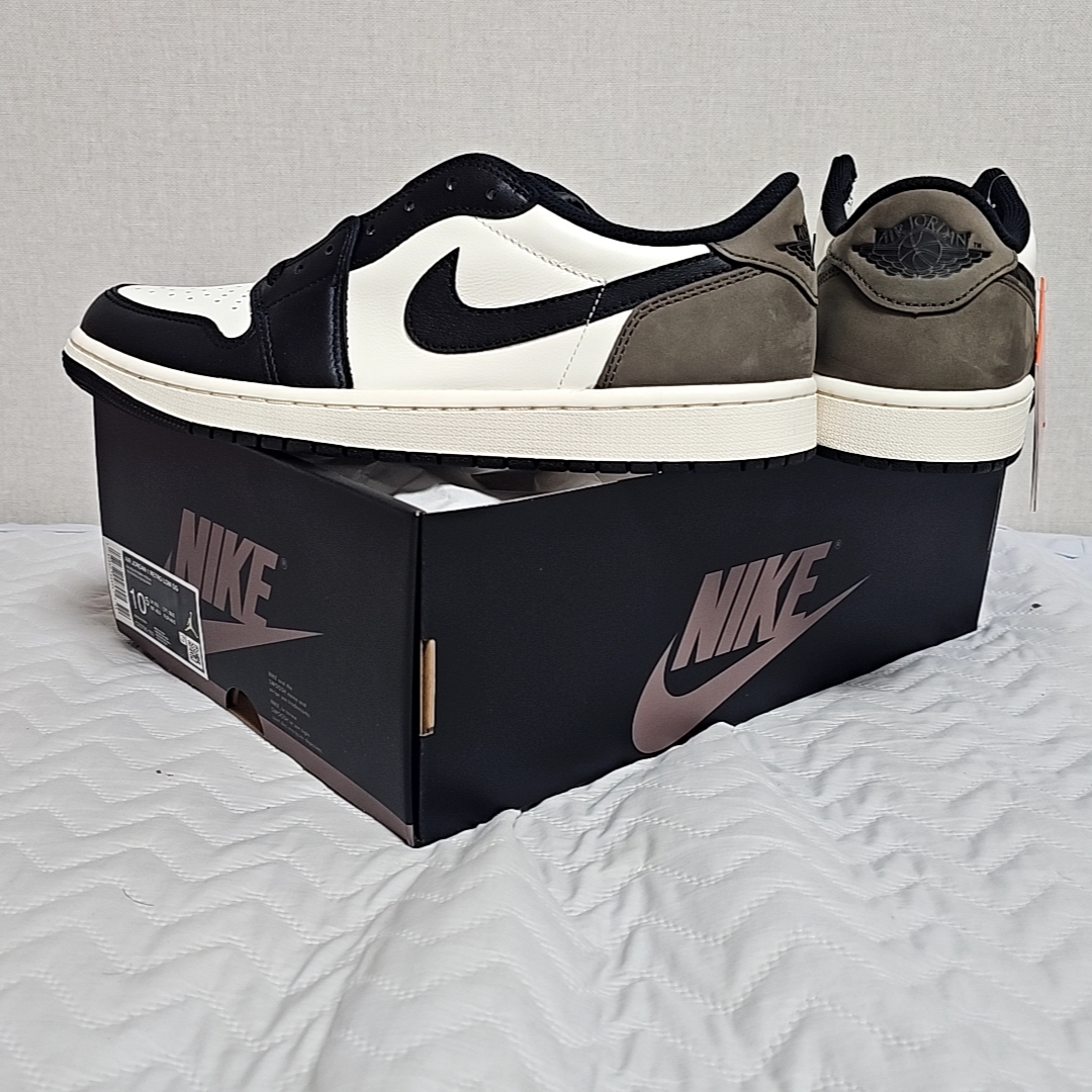 Jordan 1 Retro Low OG Mocha 착용 스타일 - 2