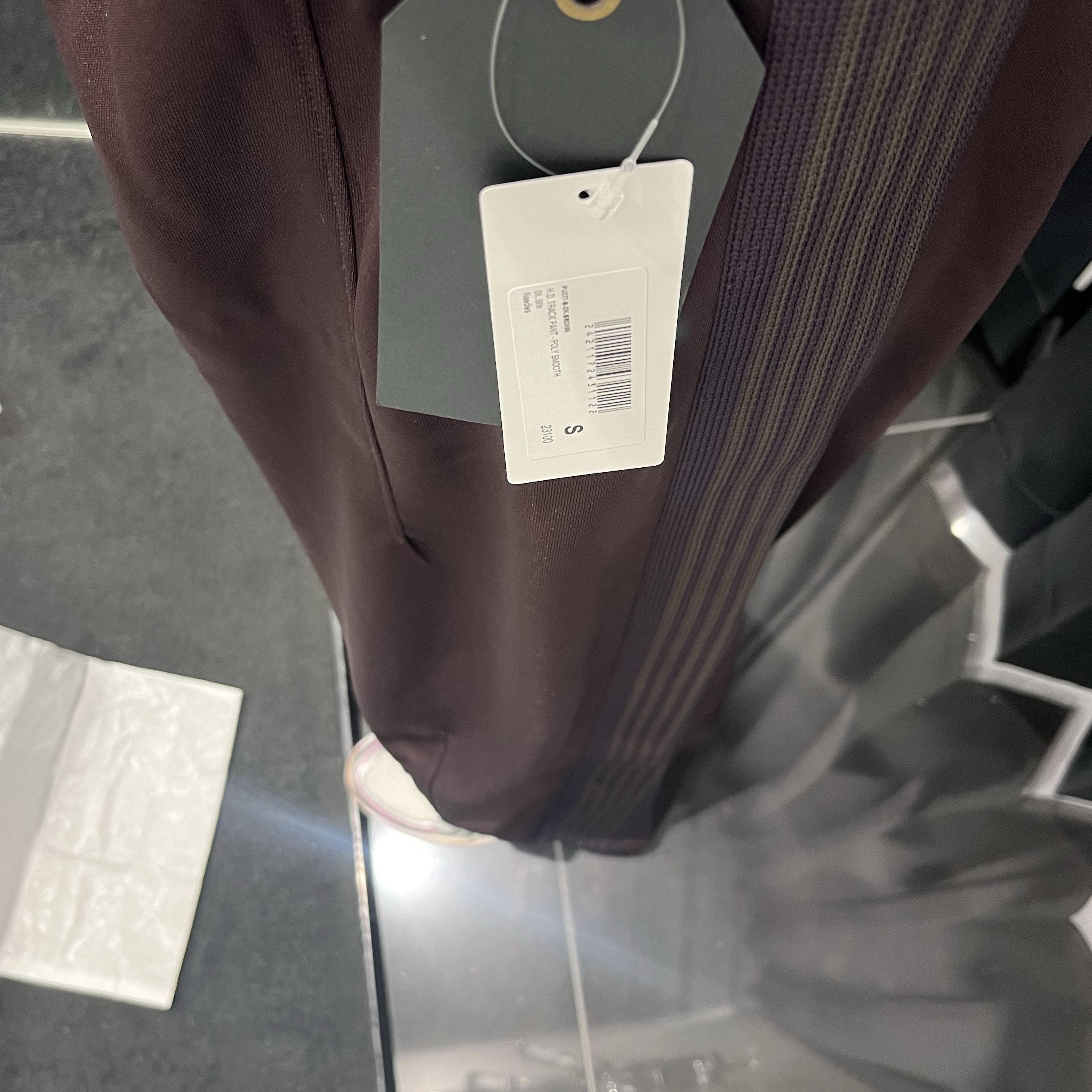 Needles H.D. Track Pants Poly Smooth Brown, Asics Unlimited Gel-Kayano 14 White Fawn 착용 스타일 - 2