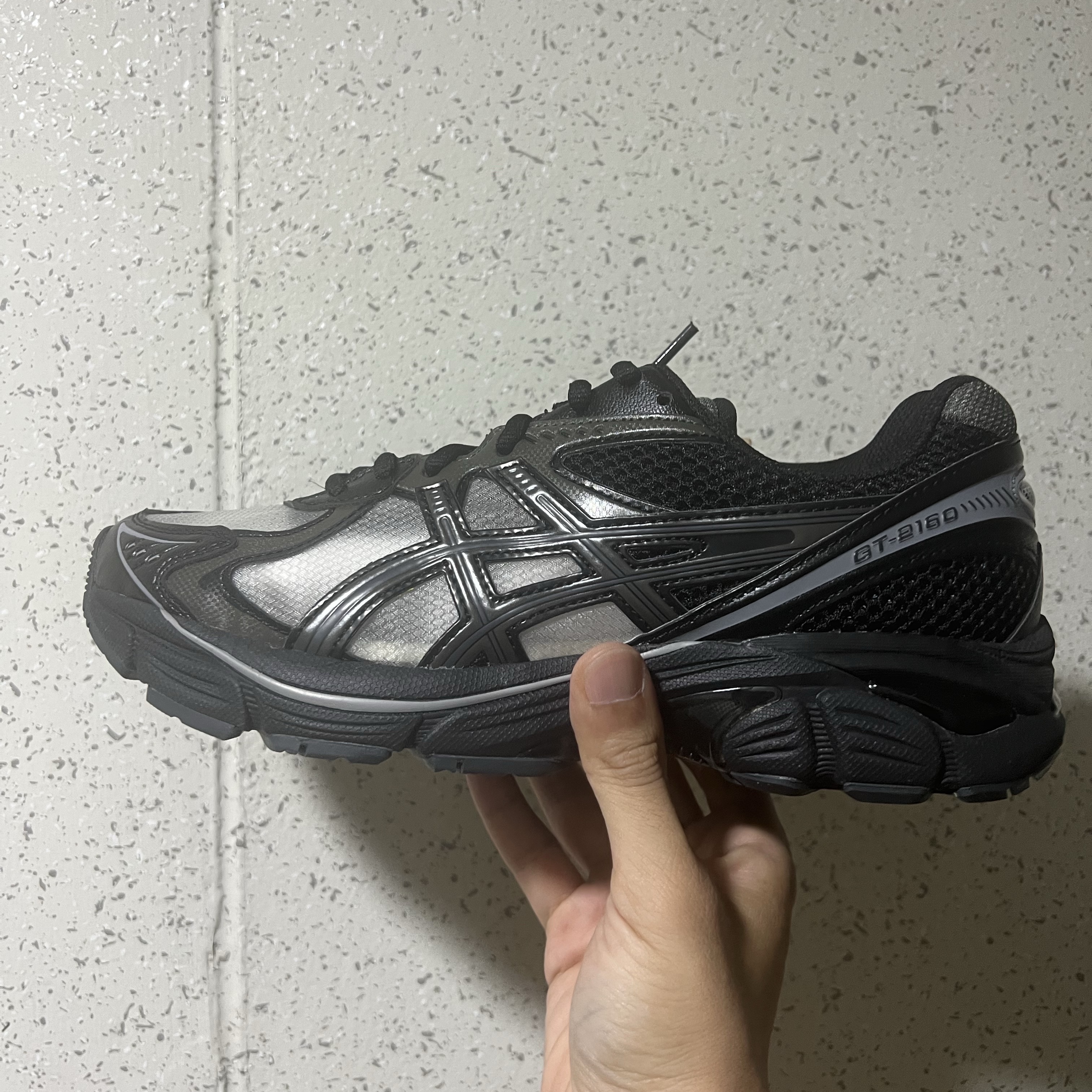 Asics x Above The Clouds GT-2160 Black Gunmetal 착용 스타일 - 1