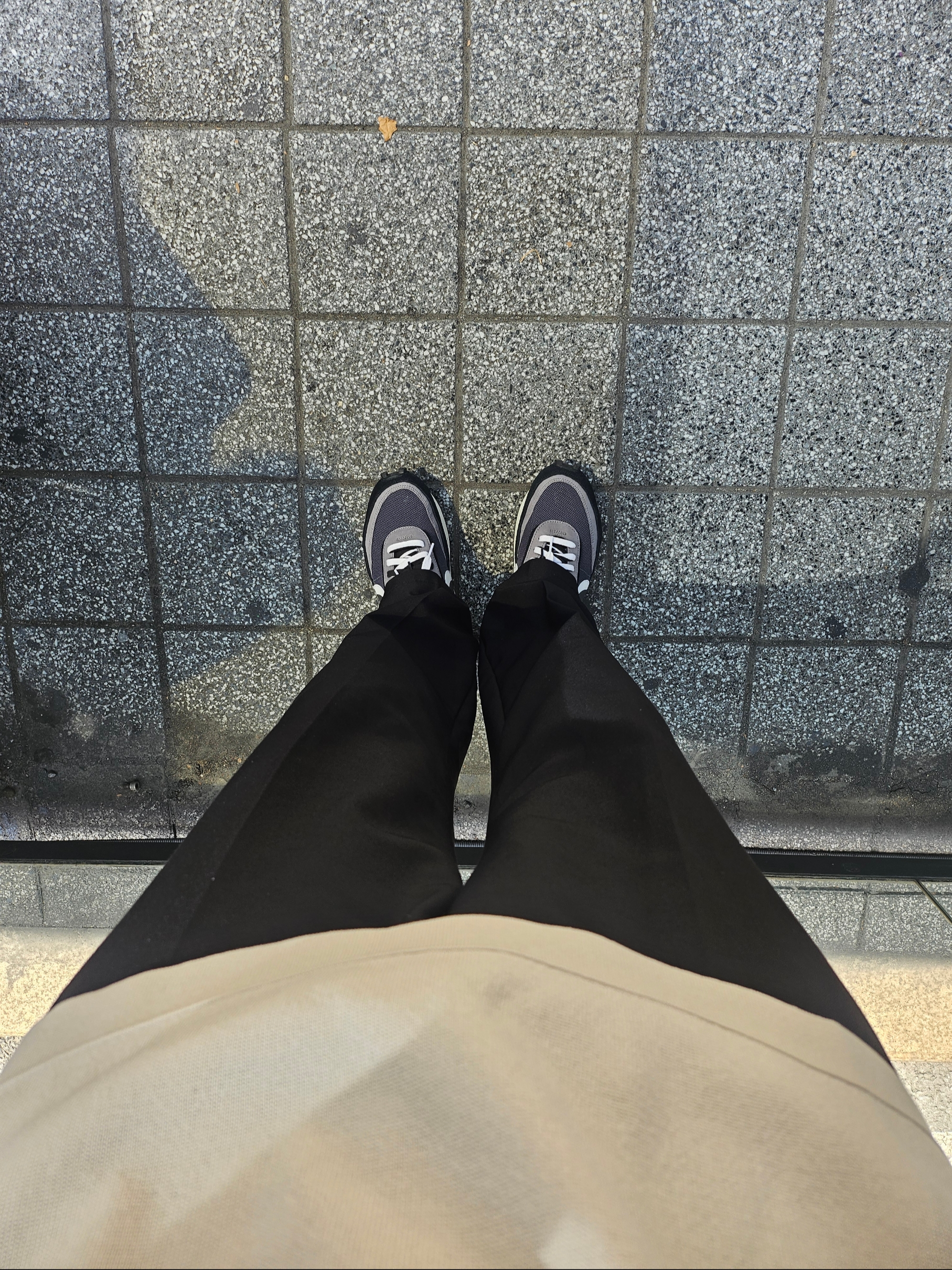 Nike x Sacai LDWaffle Black 착용 스타일