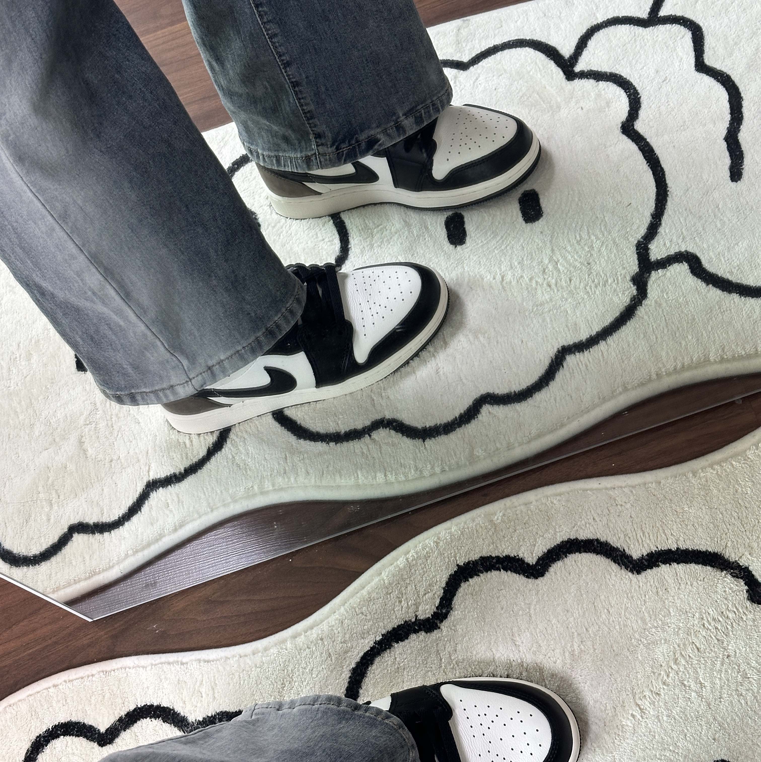 (GS) Jordan 1 Retro Low OG Mocha, Jordan 1 Retro Low OG Mocha 착용 스타일