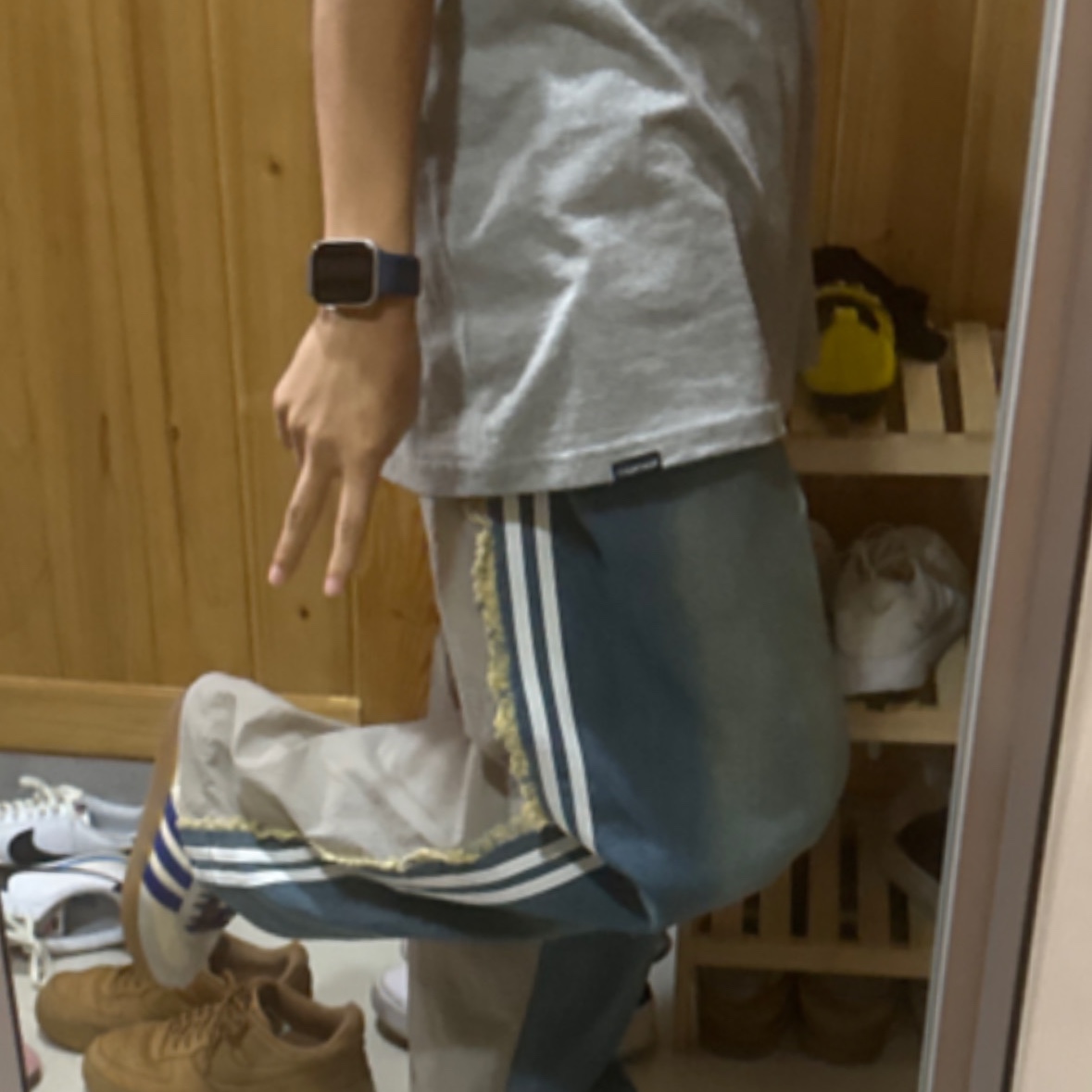 Adidas x Wales Bonner Samba Wonder Clay Royal Blue 착용 스타일