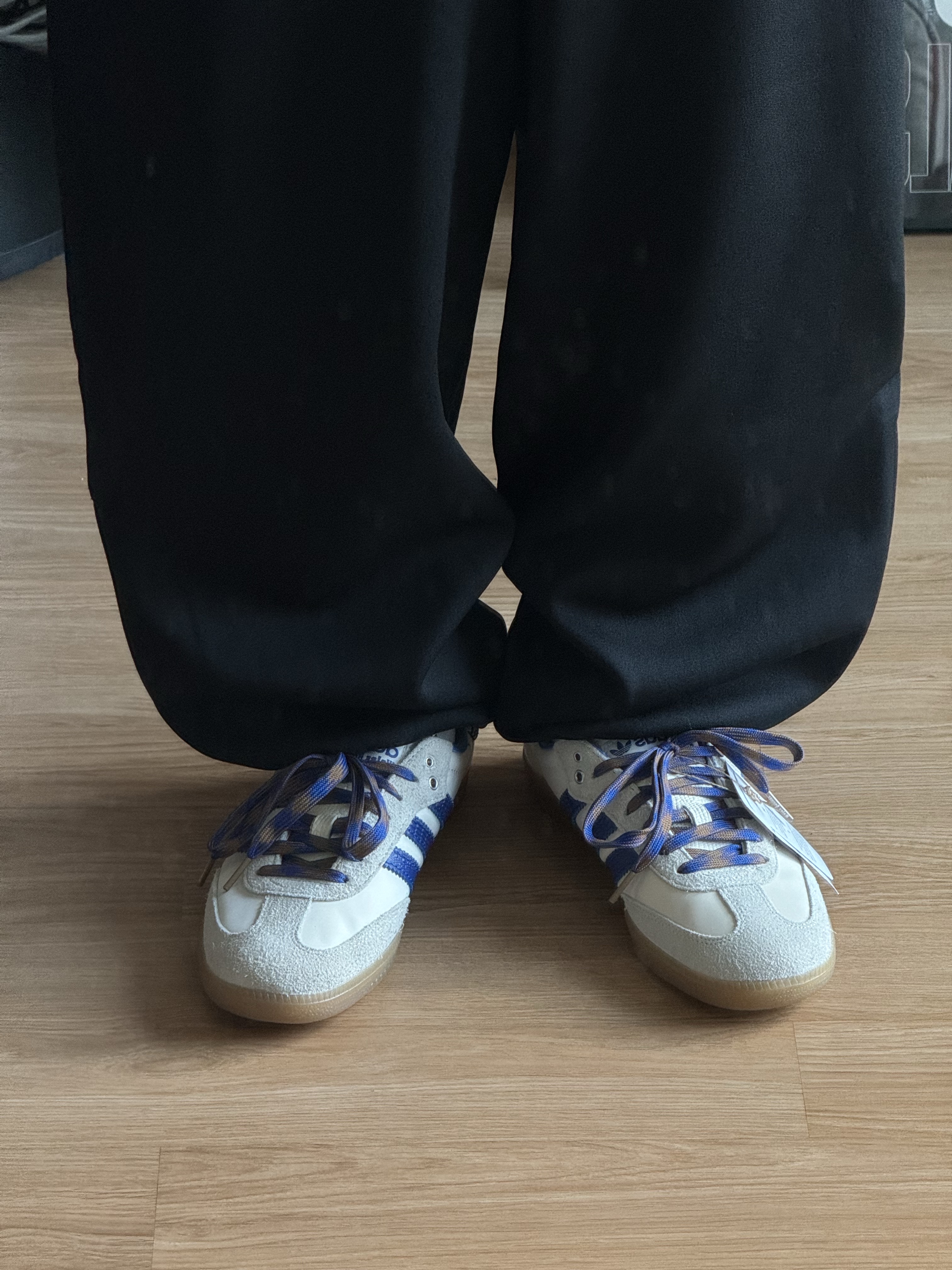 Adidas x Wales Bonner Samba Wonder Clay Royal Blue, Adidas x Wales Bonner Samba Millennium Wonder White Brown 착용 스타일 - 9