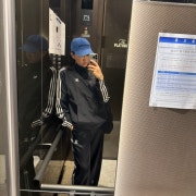 KREAM 프로필 이미지