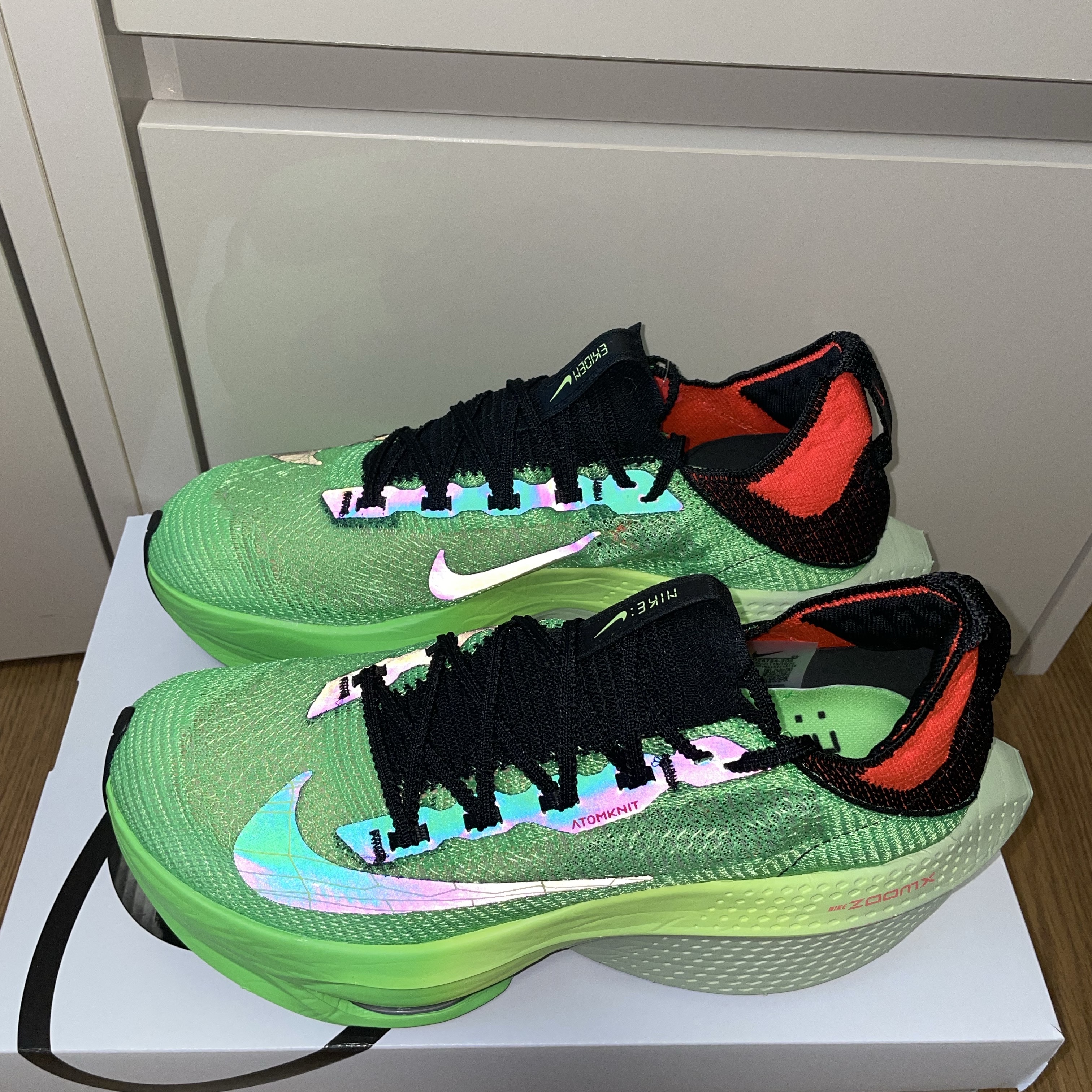 Nike Air Zoom Alphafly Next% Flyknit 2 Screem Green 착용 스타일 - 1