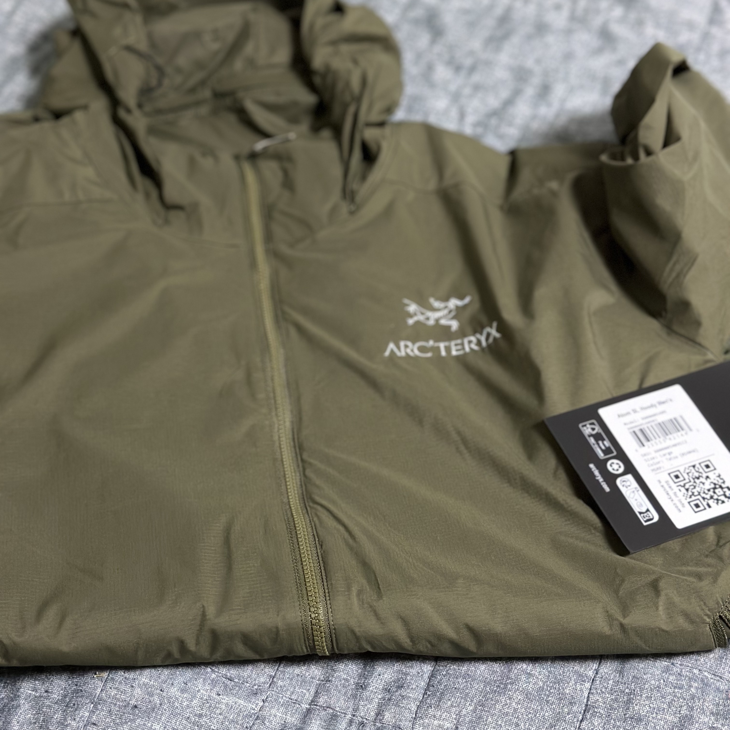 Arc'teryx Atom SL Hoody Tatsu 착용 스타일