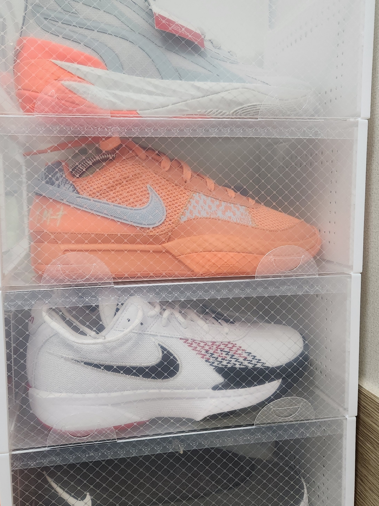 Nike LeBron NXXT Gen EP Black Wolf Grey, Nike Air Zoom G.T. Cut Academy EP White 착용 스타일