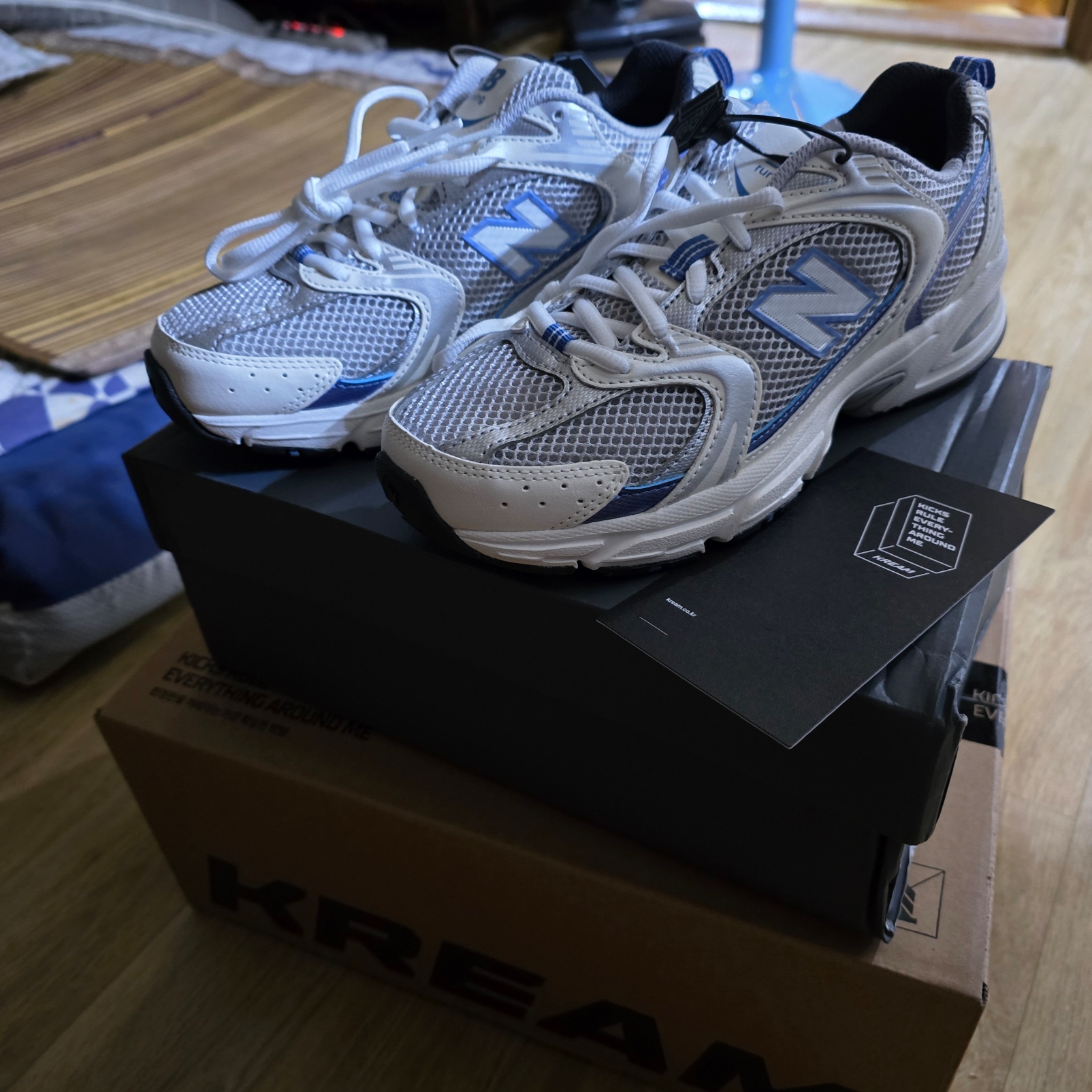 New Balance 530 Steel Blue 착용 스타일