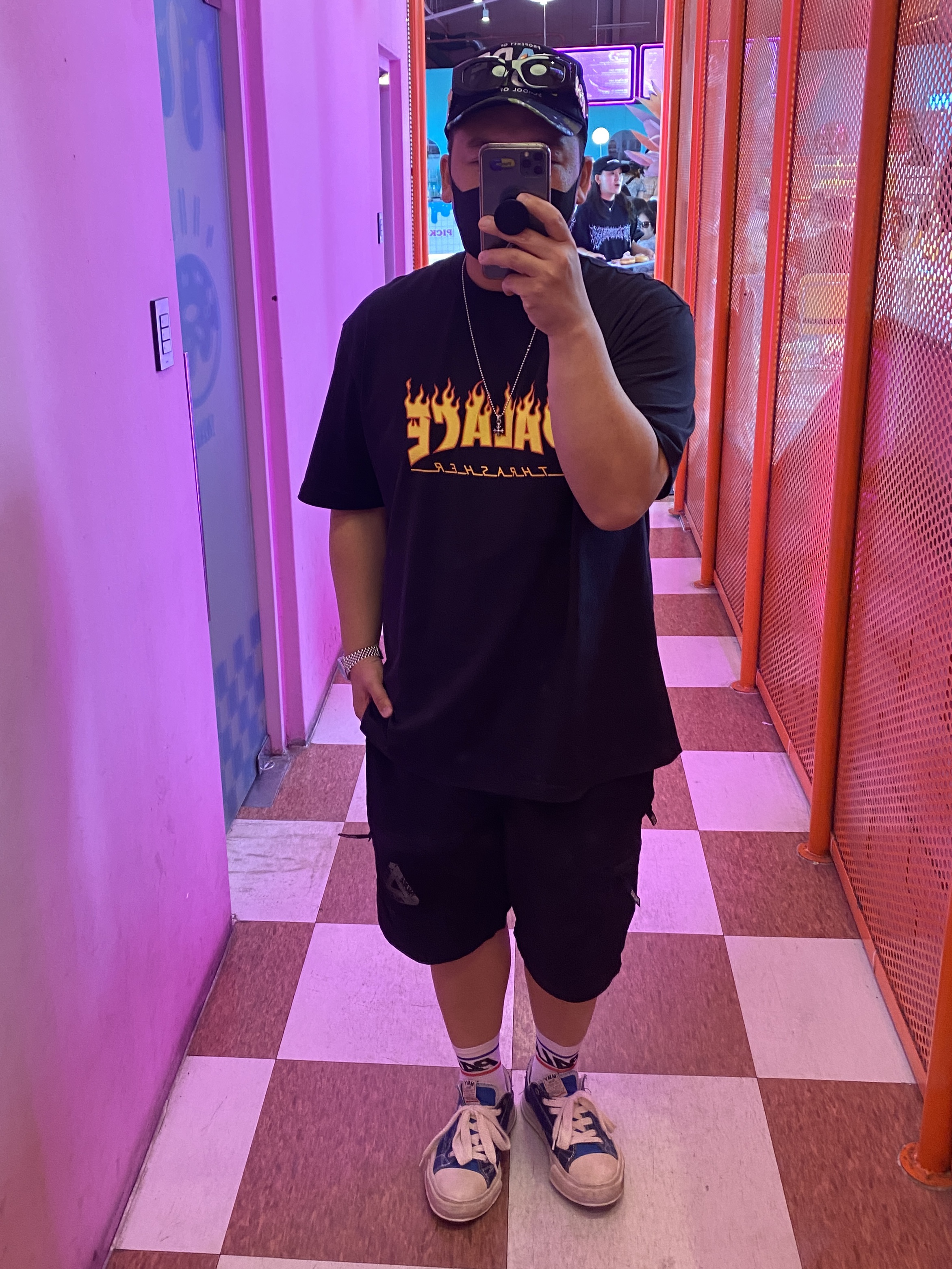 Palace x Thrasher T-Shirt Black - 24SS, Palace Cripstop Grid Shorts Black - 22SS 착용 스타일