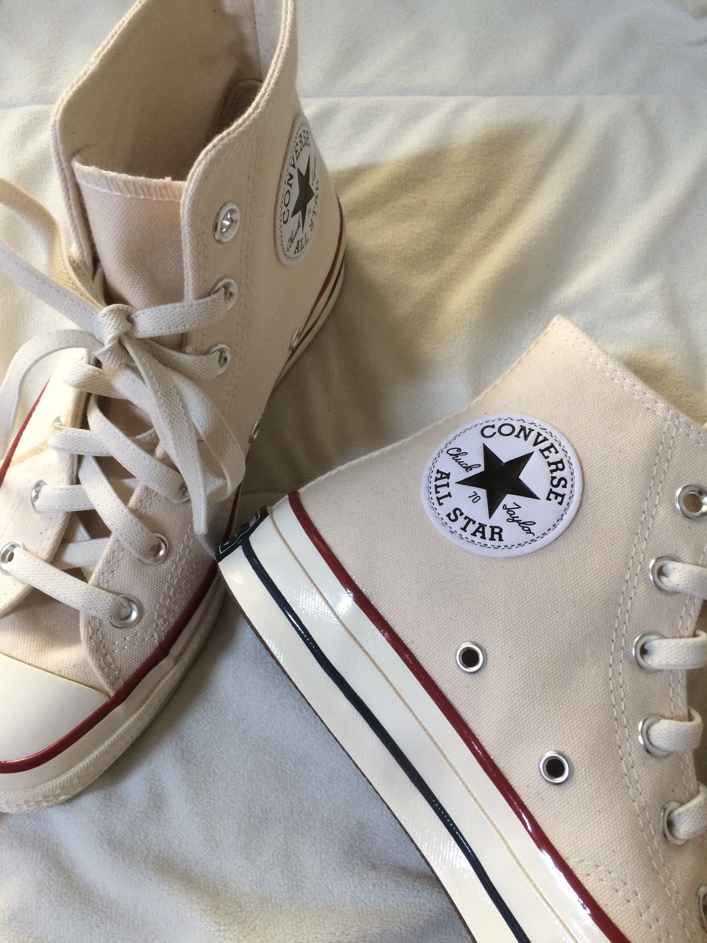 Converse Chuck 70 High Parchment 착용 스타일 - 2