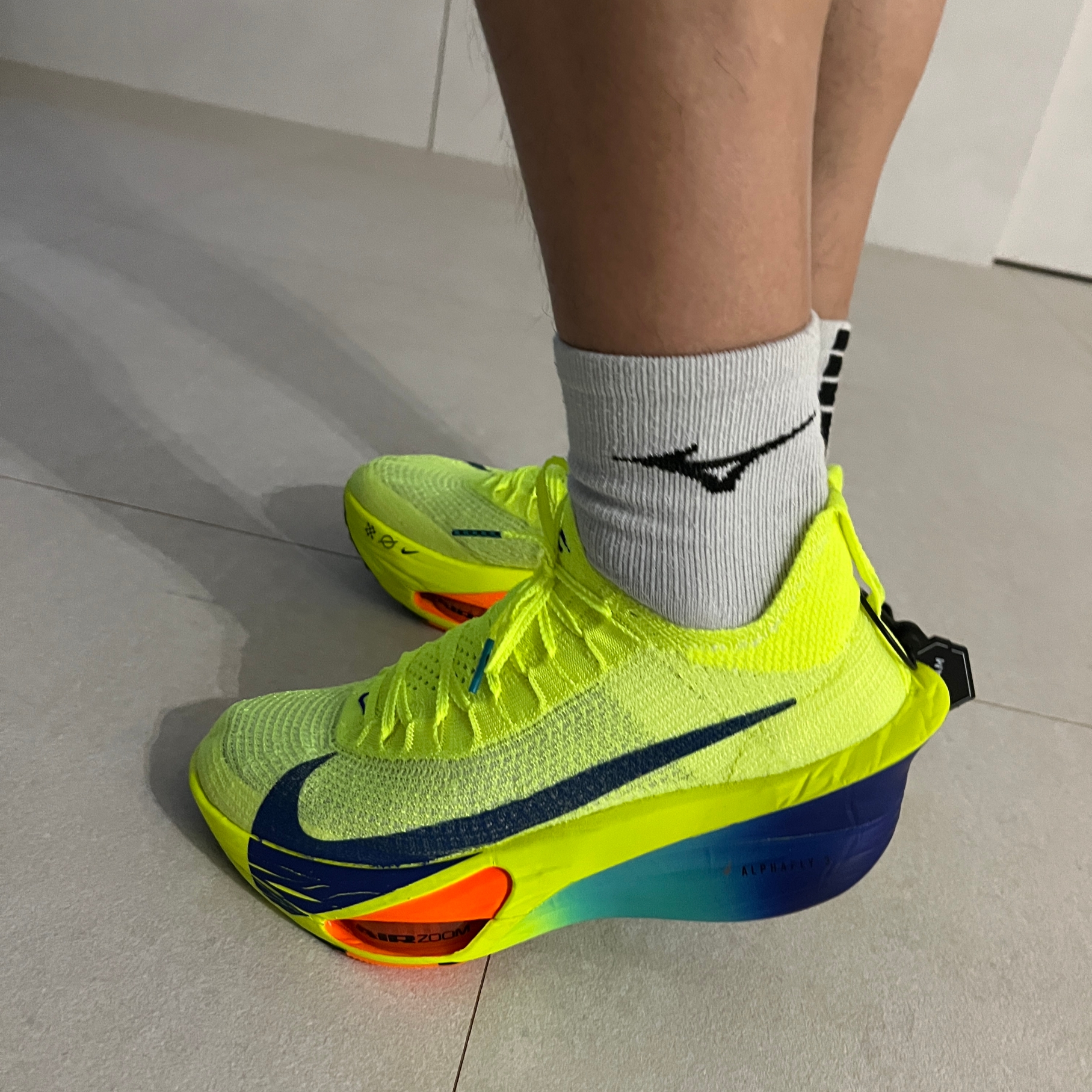 Nike Air Zoom Alphafly Next% 3 Volt 착용 스타일