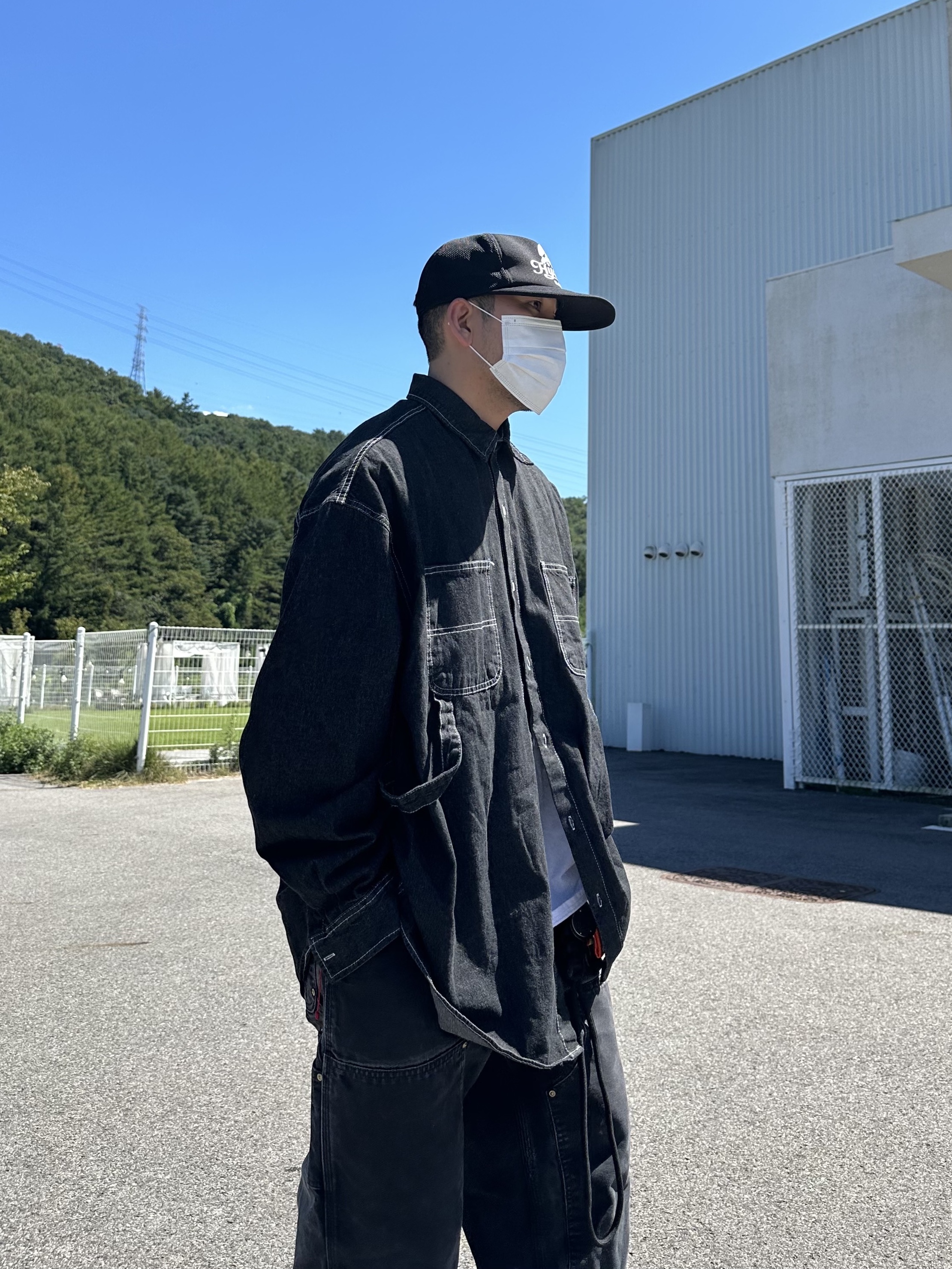 Hysteric Glamour Feel Good Mesh Cap Black, Supreme Ripstop Keychain Orange - 24SS 착용 스타일 - 2