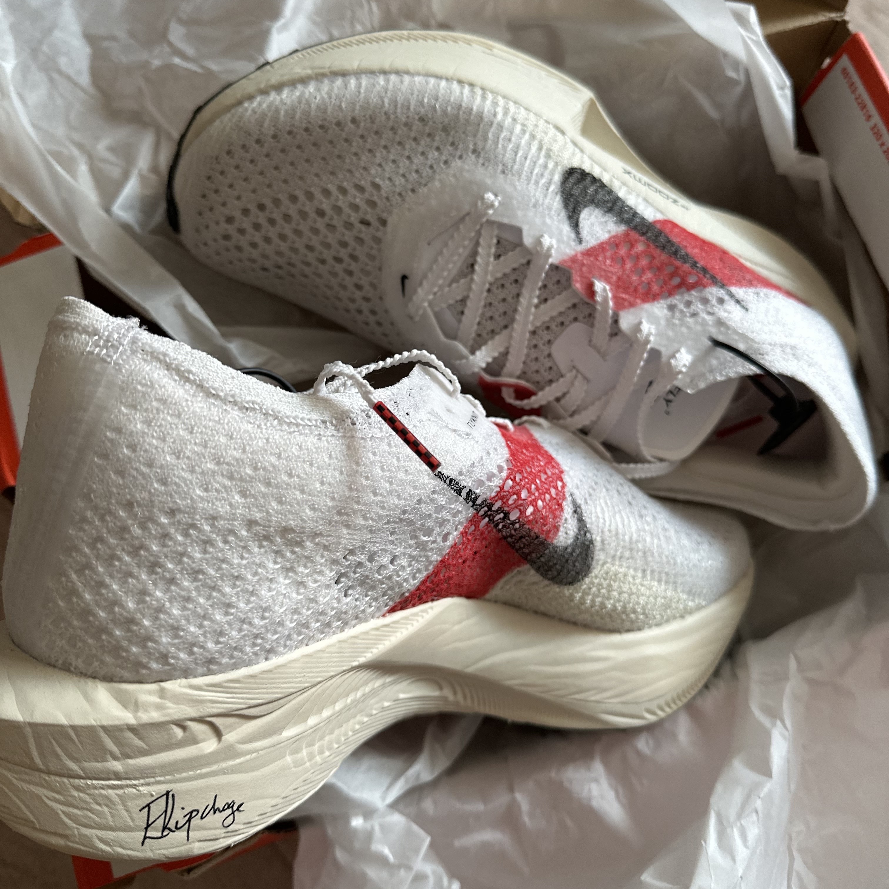Nike ZoomX Vaporfly Next% 3 Eliud Kipchoge 착용 스타일 - 1
