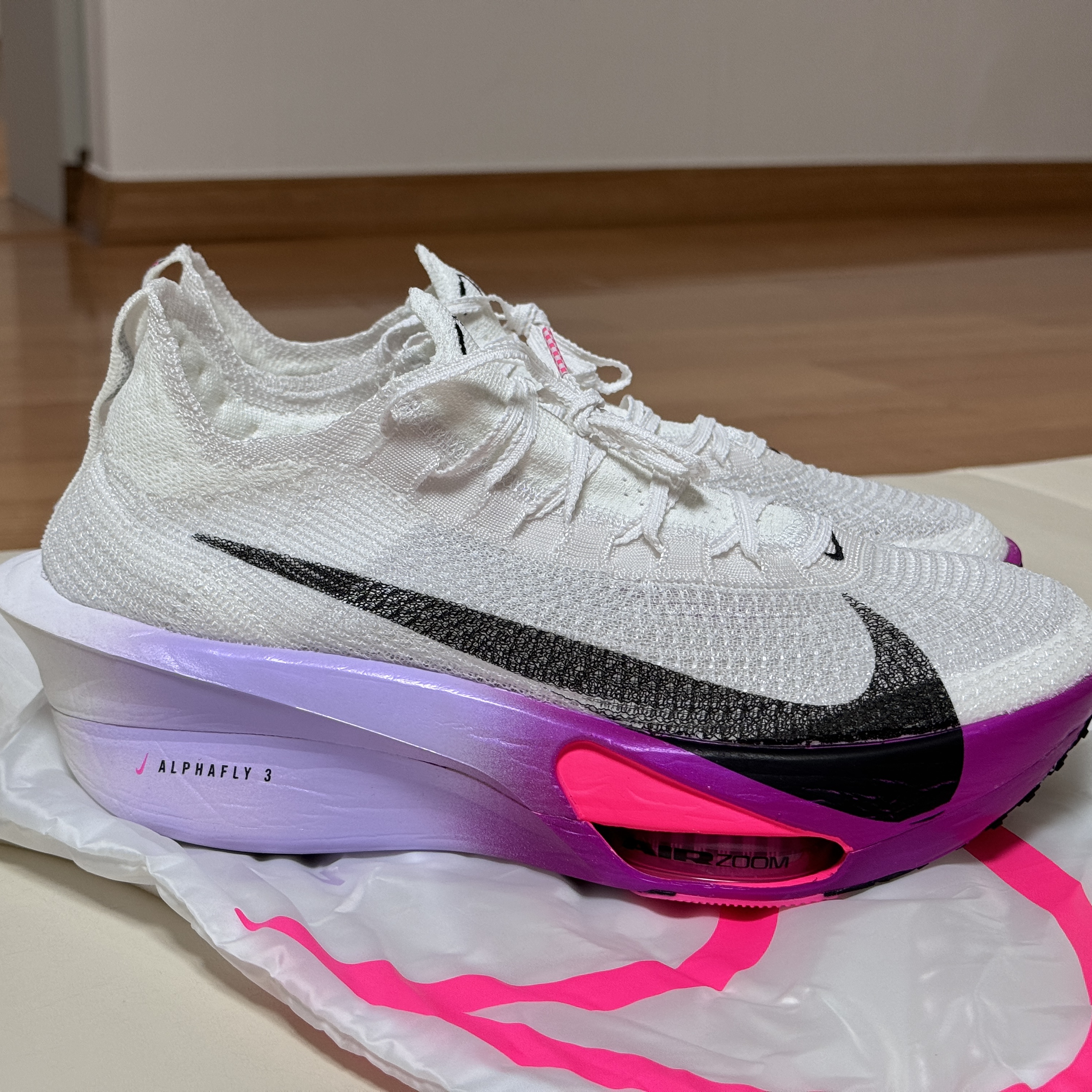 Nike Air Zoom Alphafly Next% 3 Hyper Pink 착용 스타일 - 5