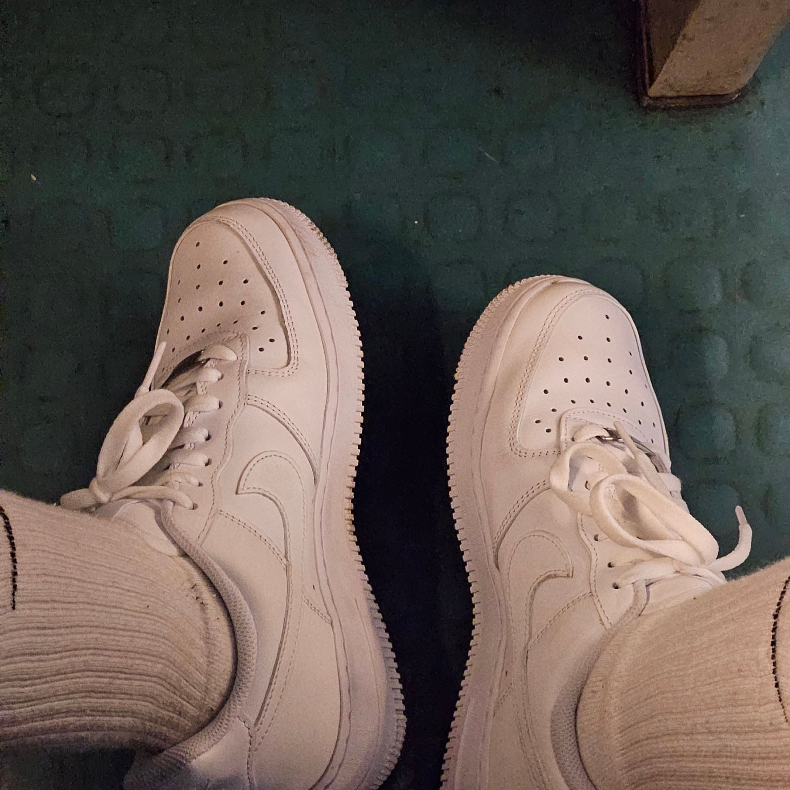 (W) Nike Air Force 1 '07 Low White 착용 스타일